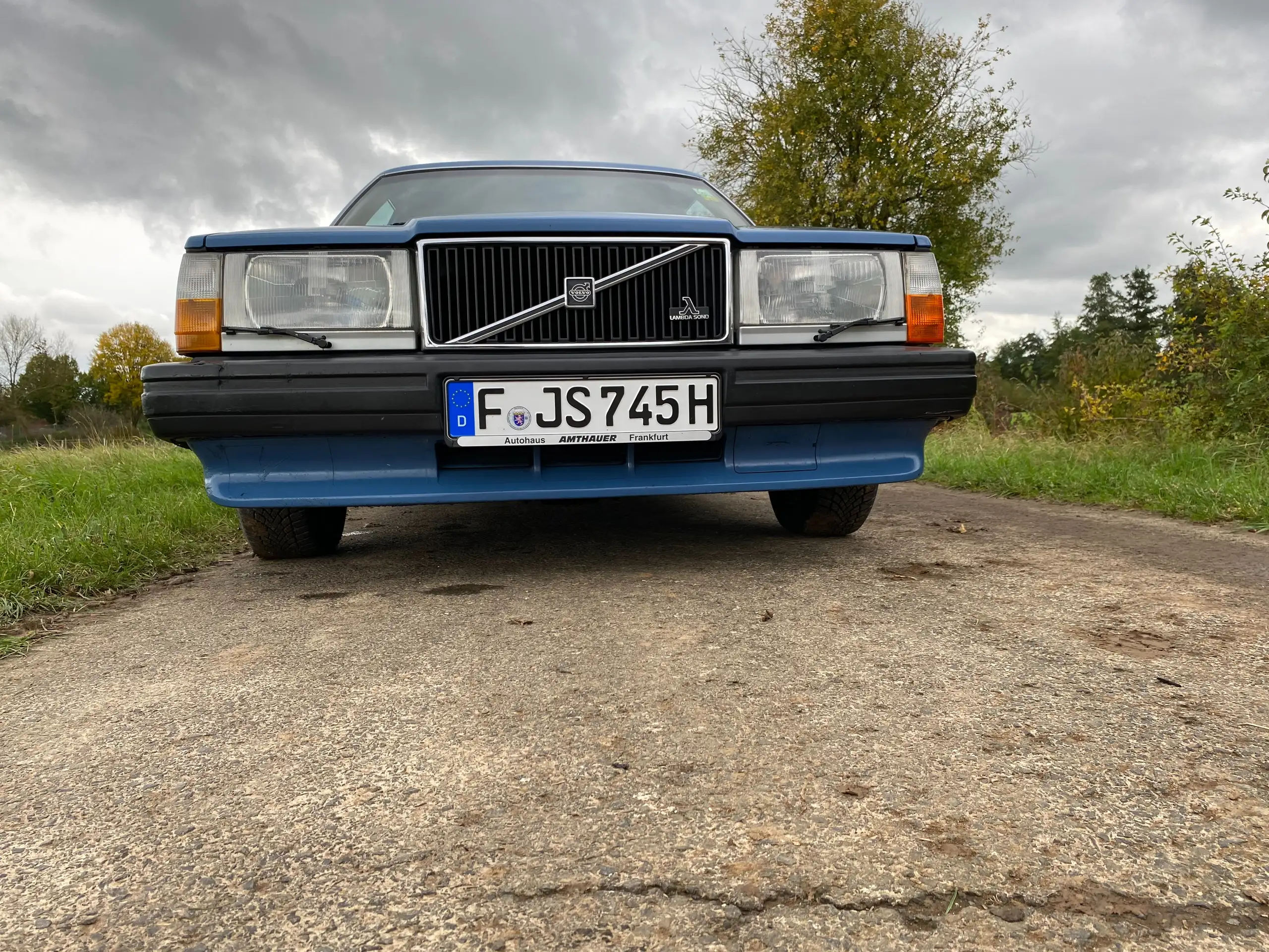 Volvo - 740