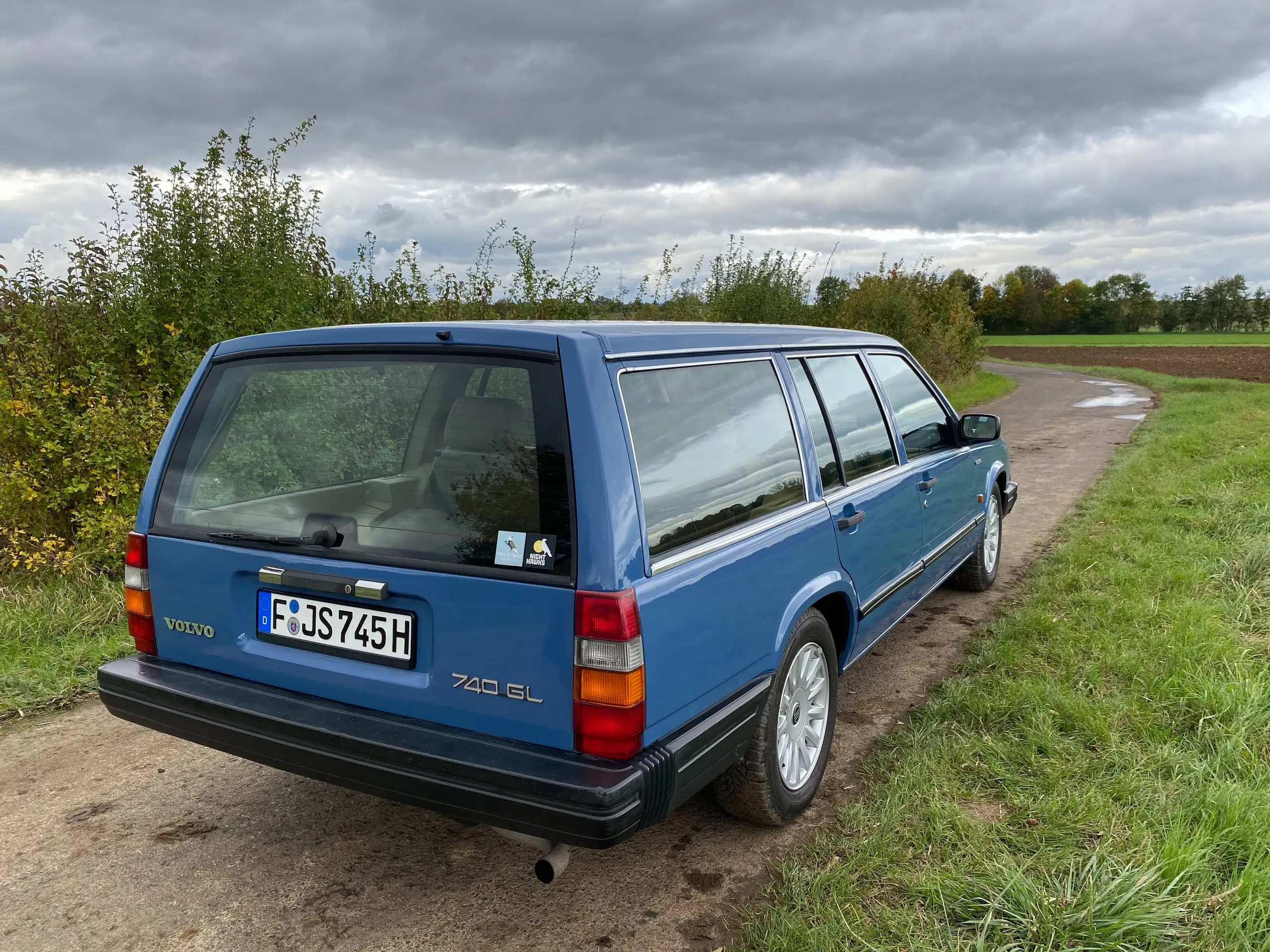 Volvo - 740