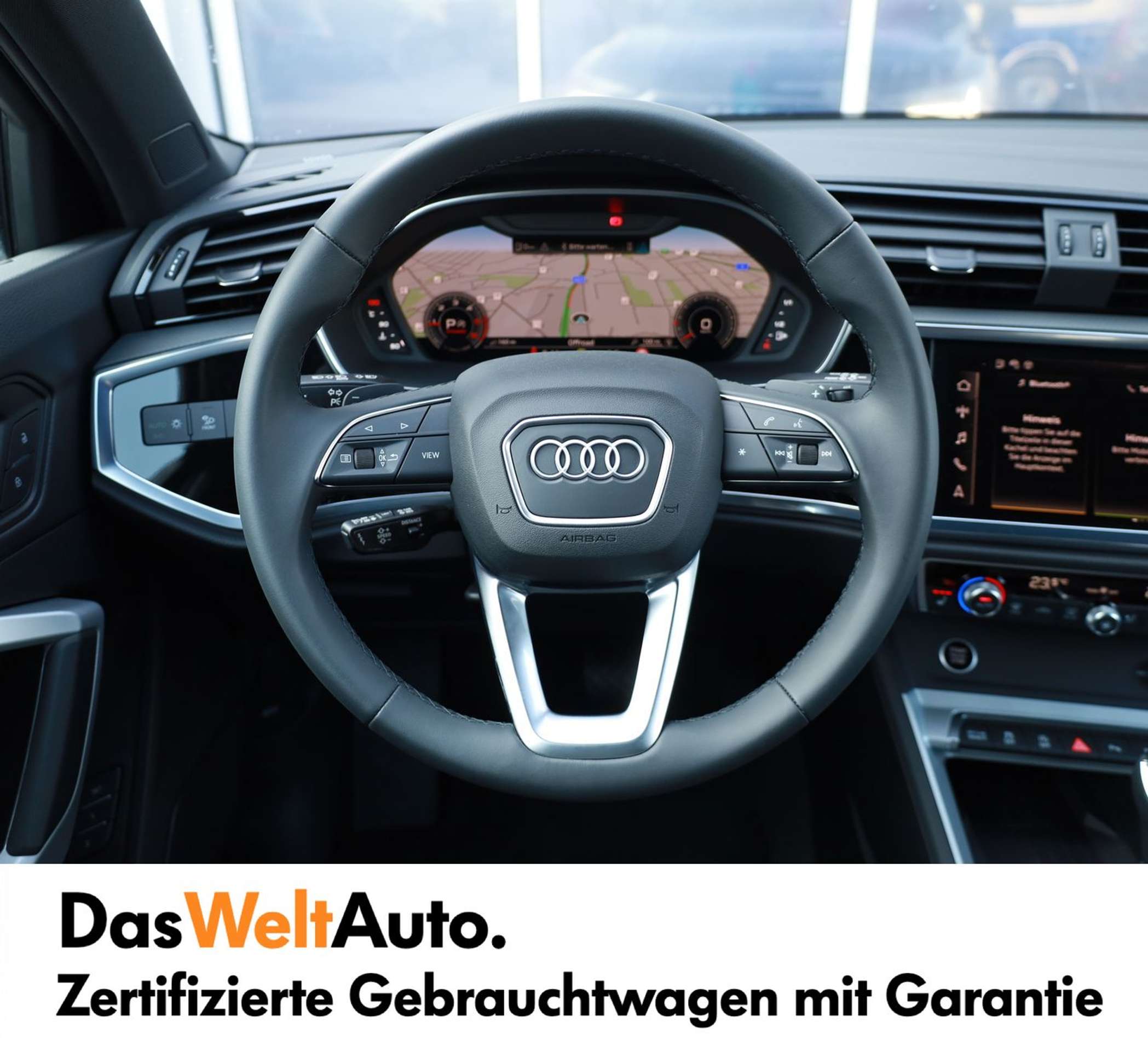 Audi - Q3