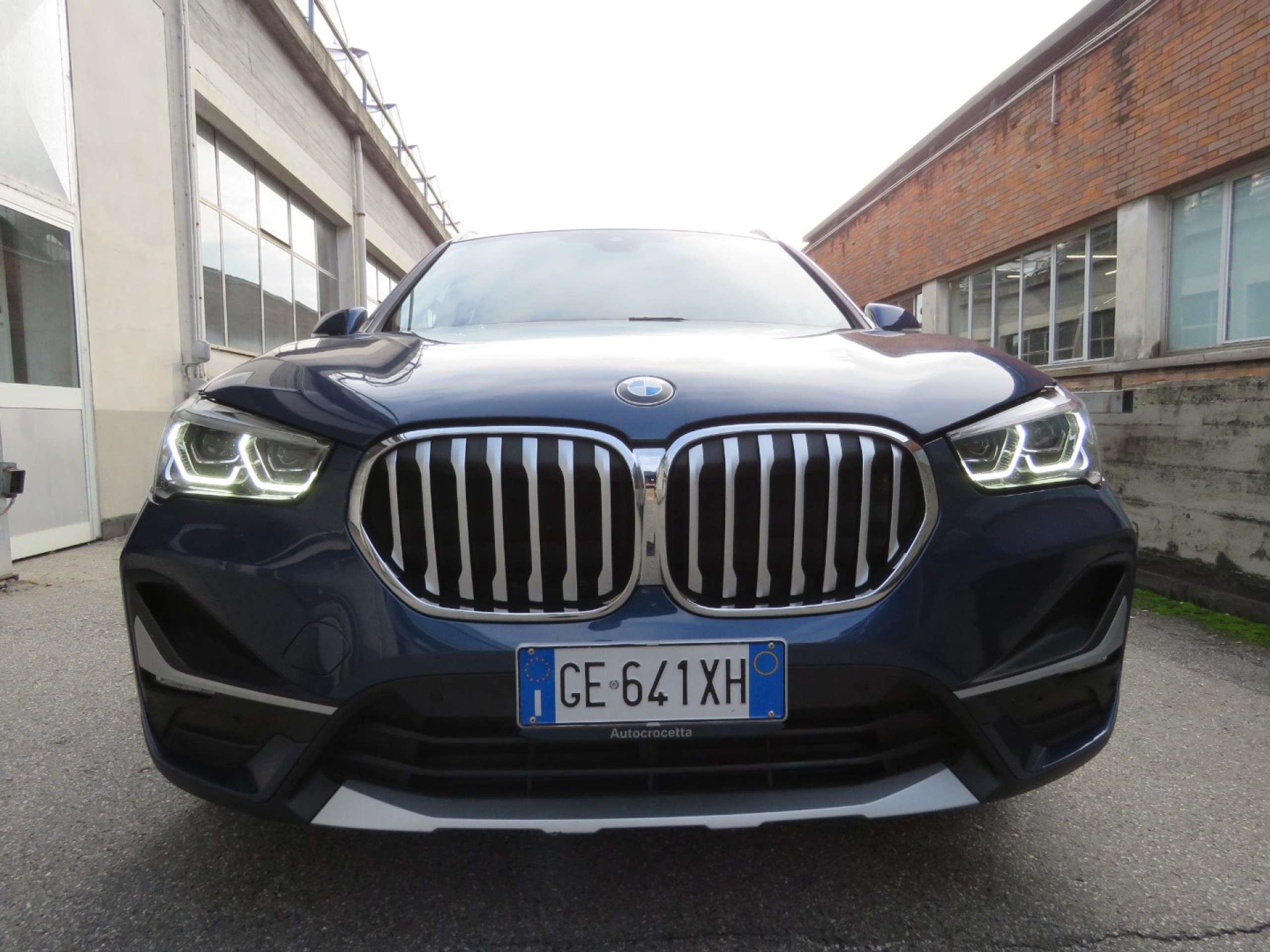 BMW - X1