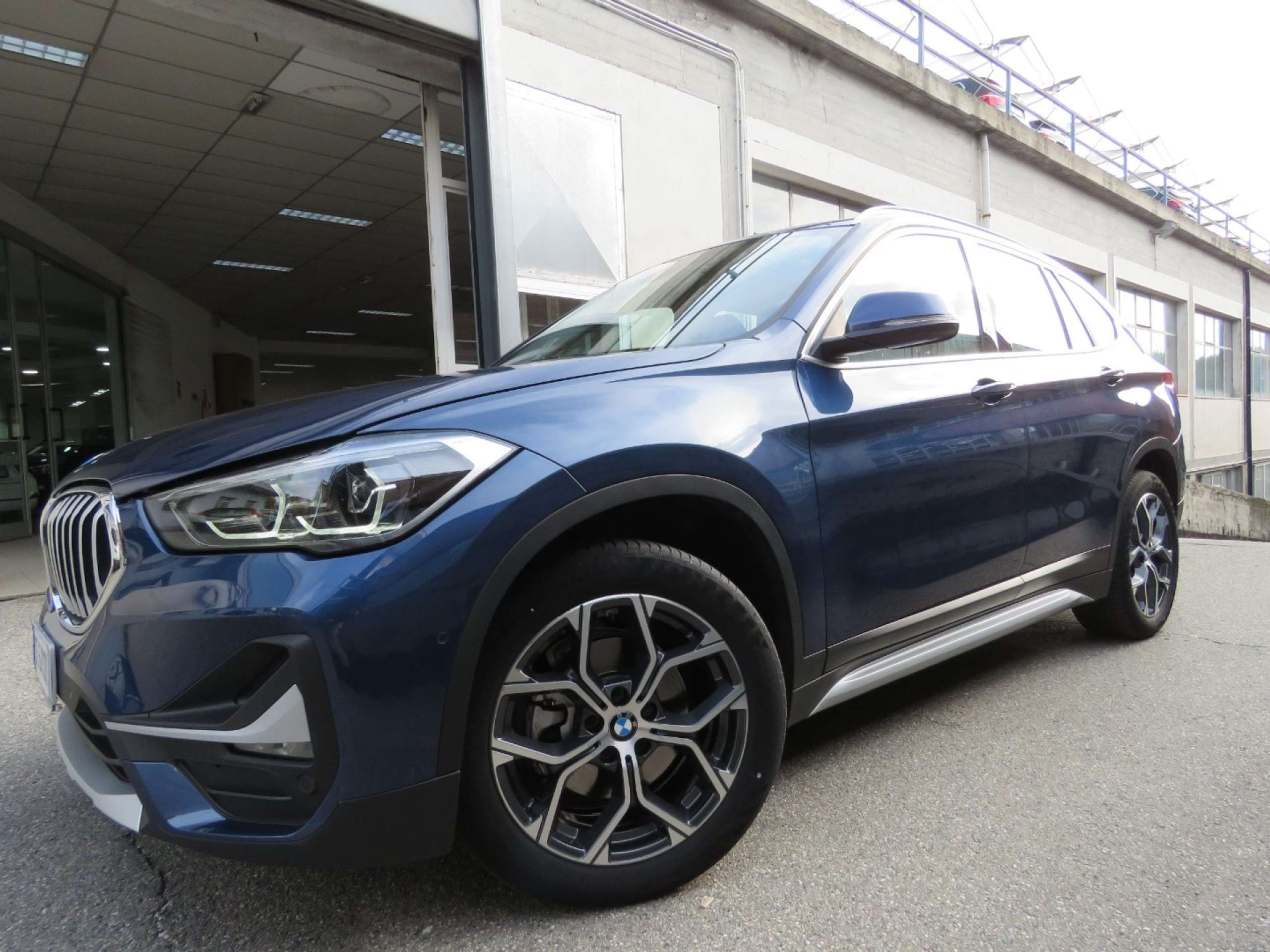 BMW - X1