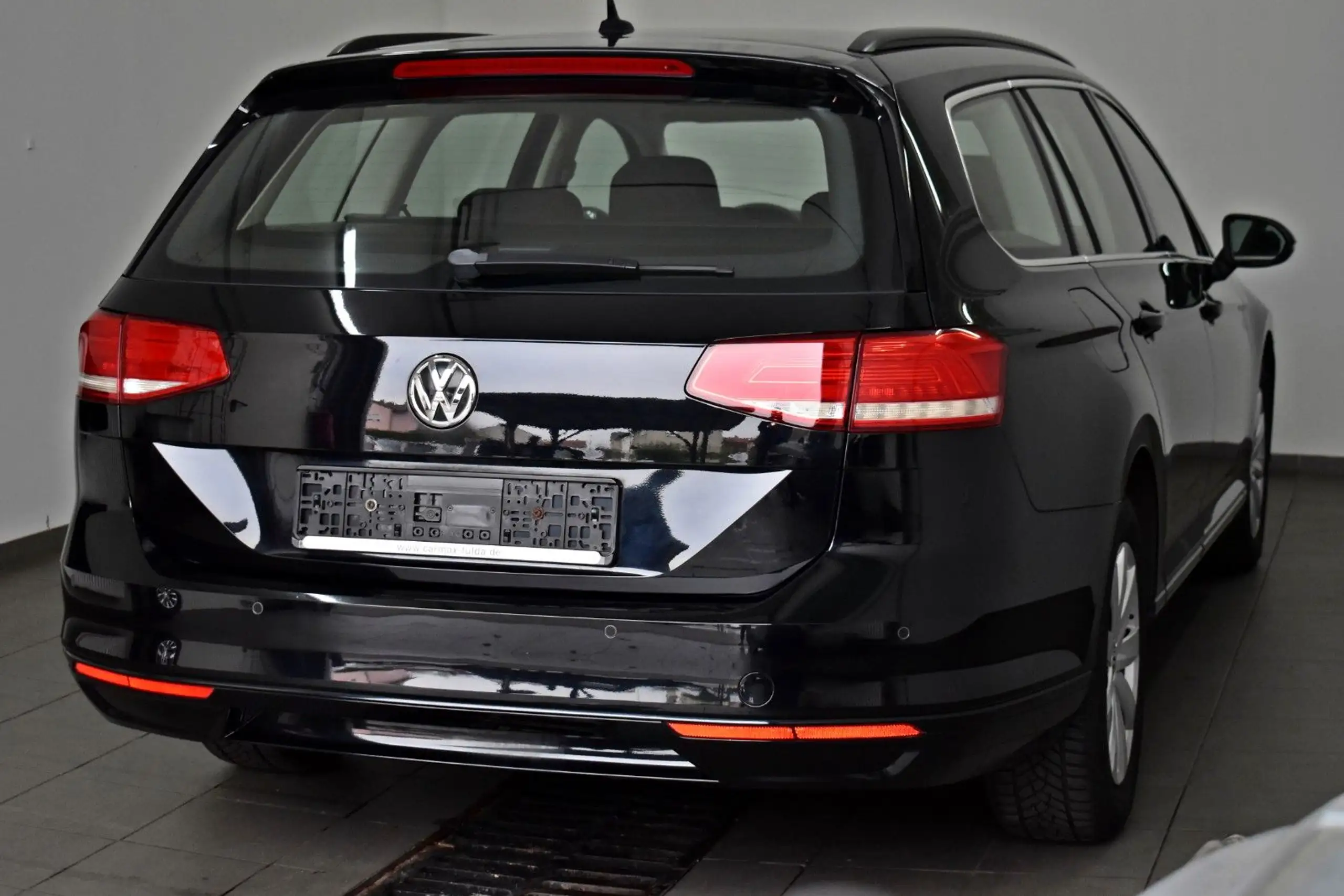 Volkswagen - Passat Variant