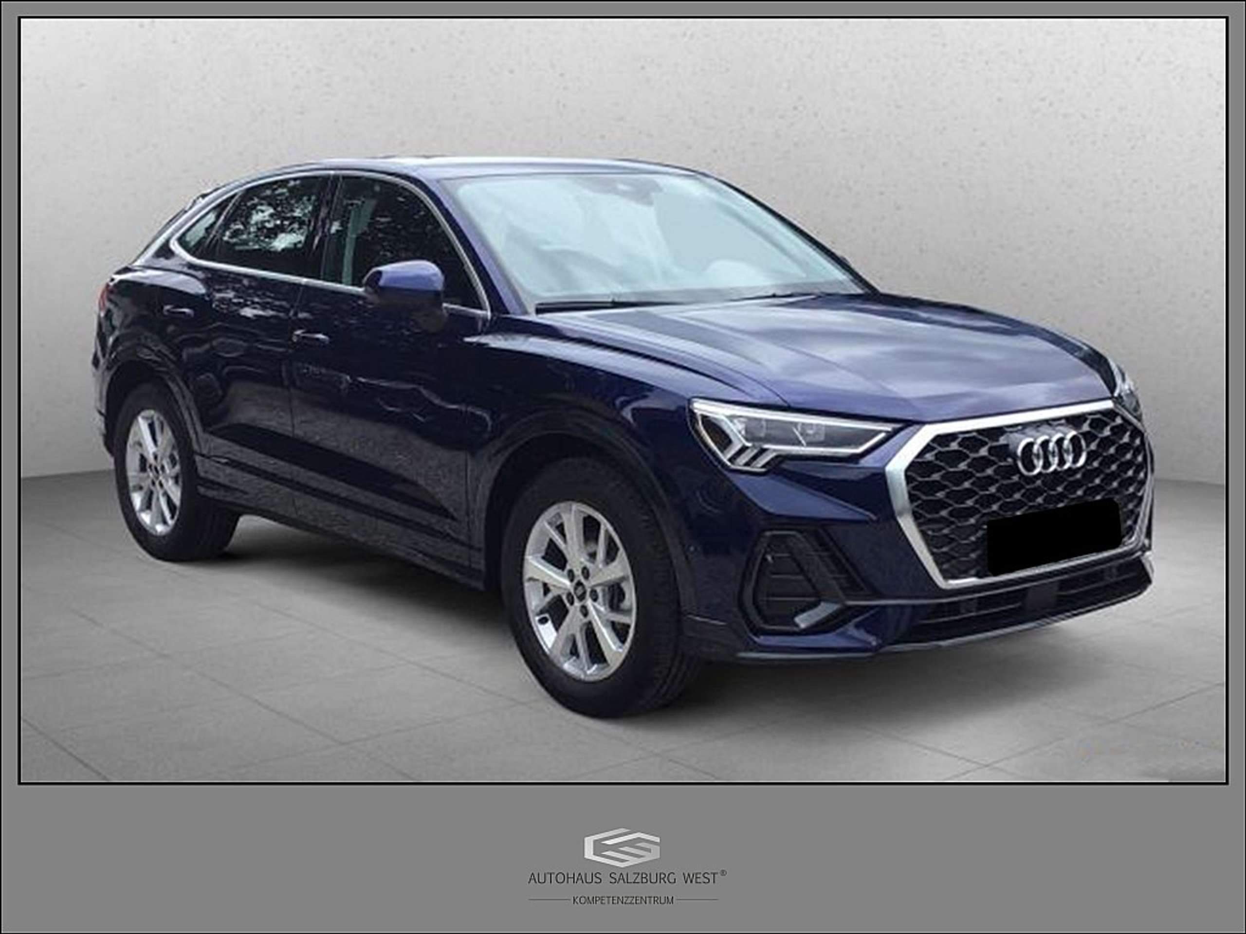 Audi - Q3