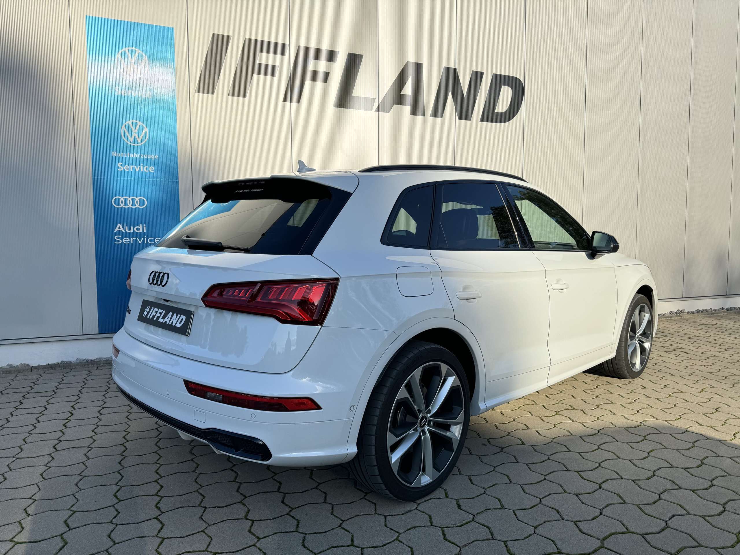 Audi - SQ5