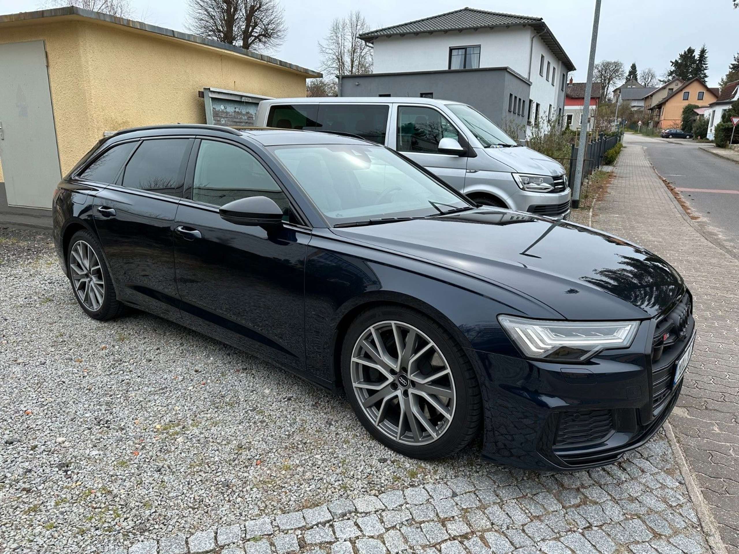 Audi - S6