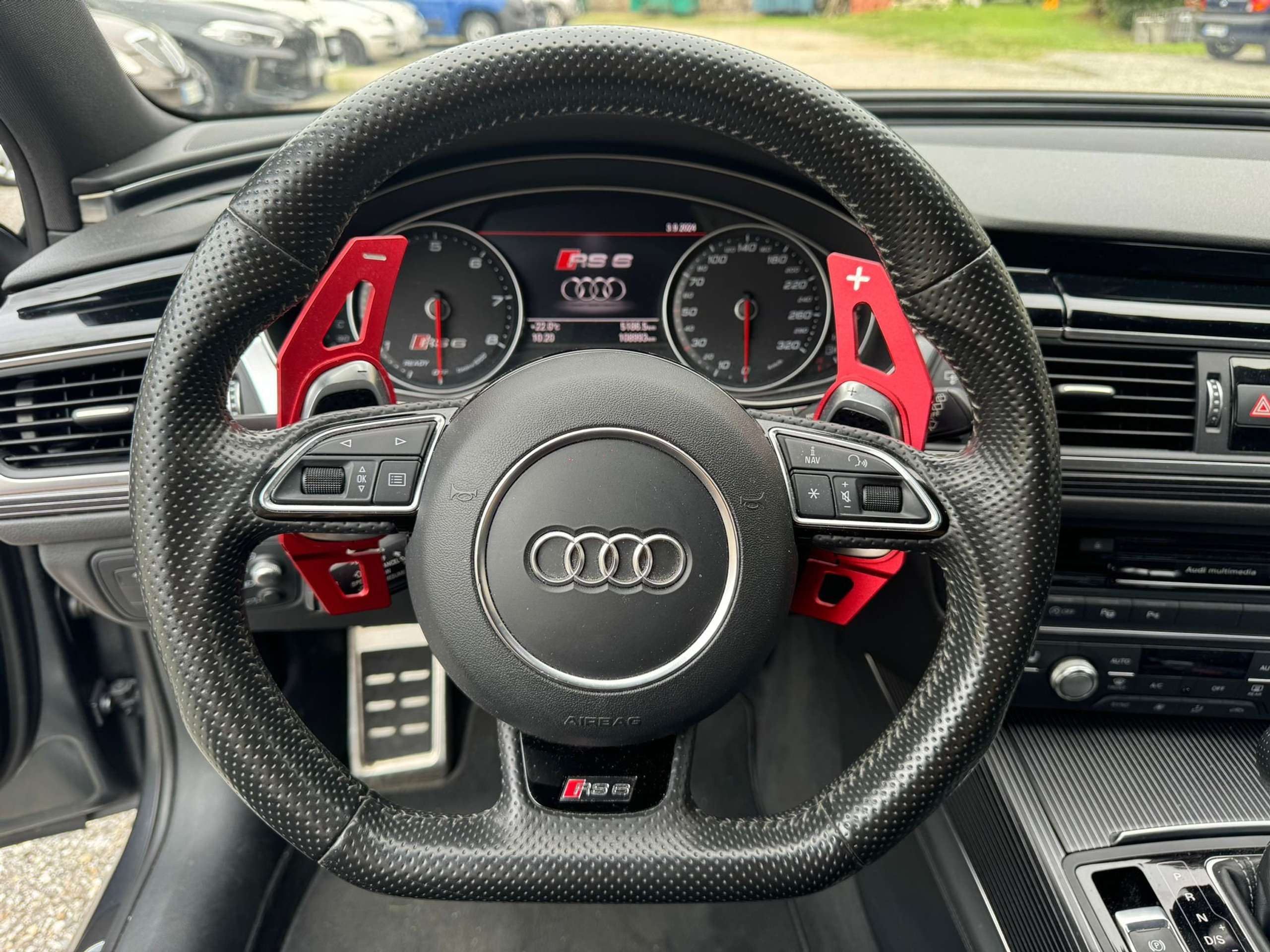 Audi - RS6