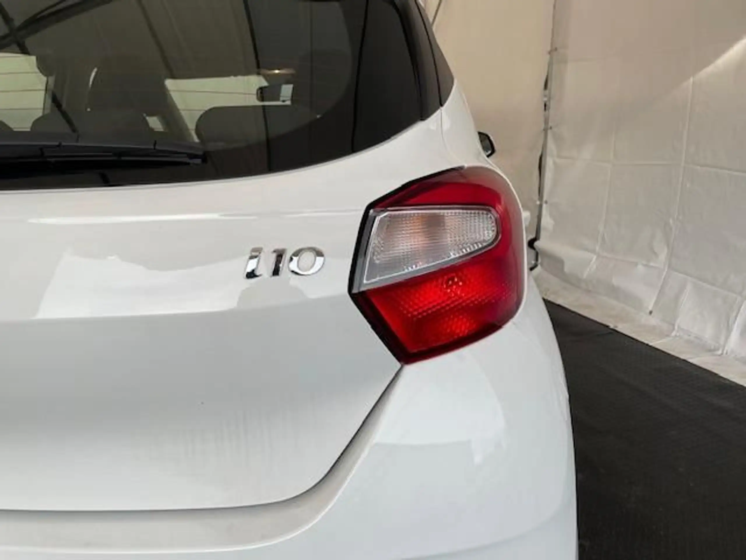 Hyundai - i10