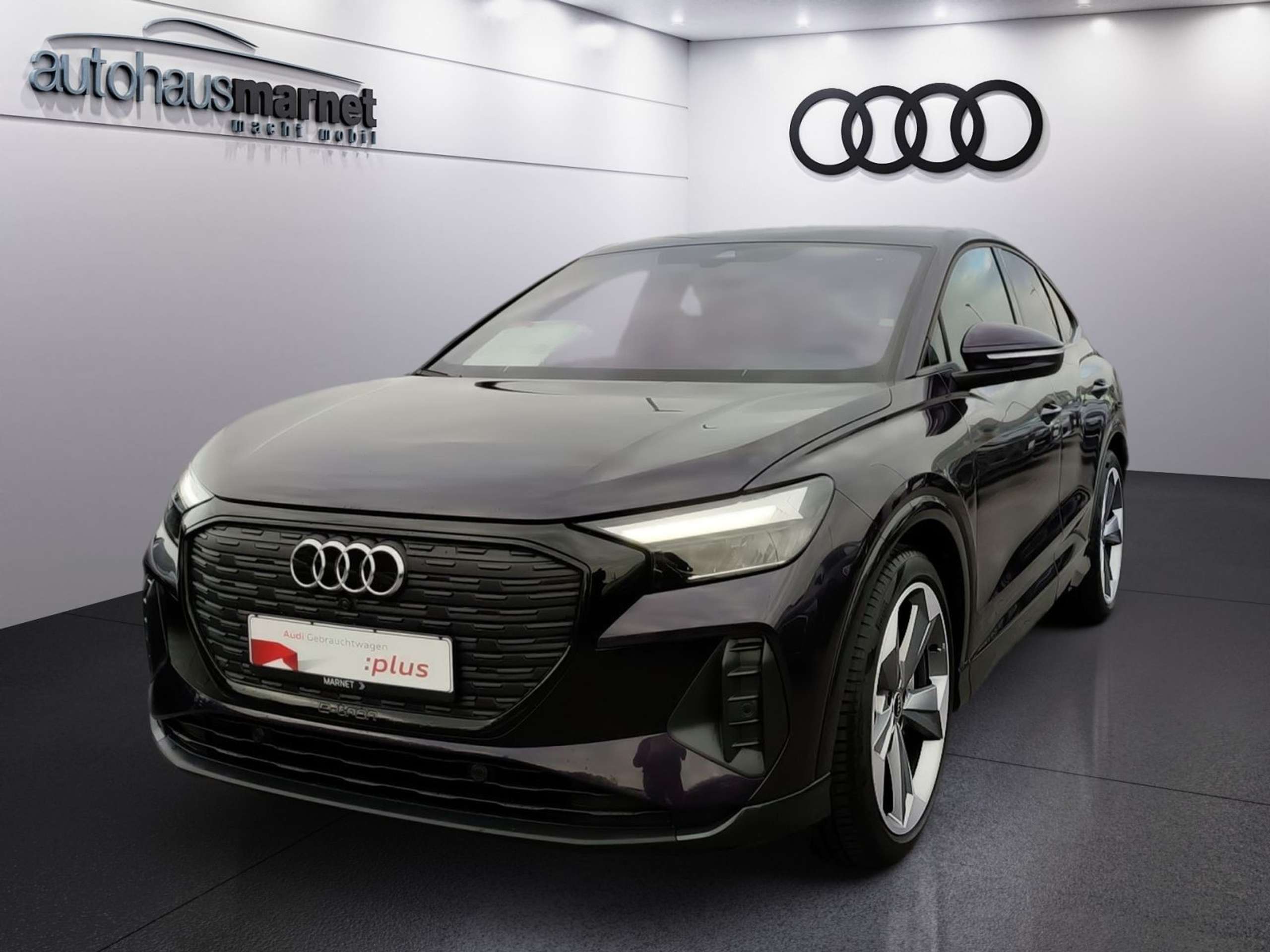 Audi - Q4 e-tron