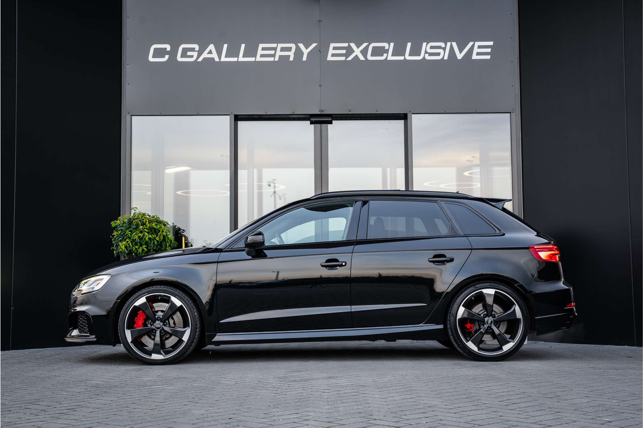 Audi - RS3