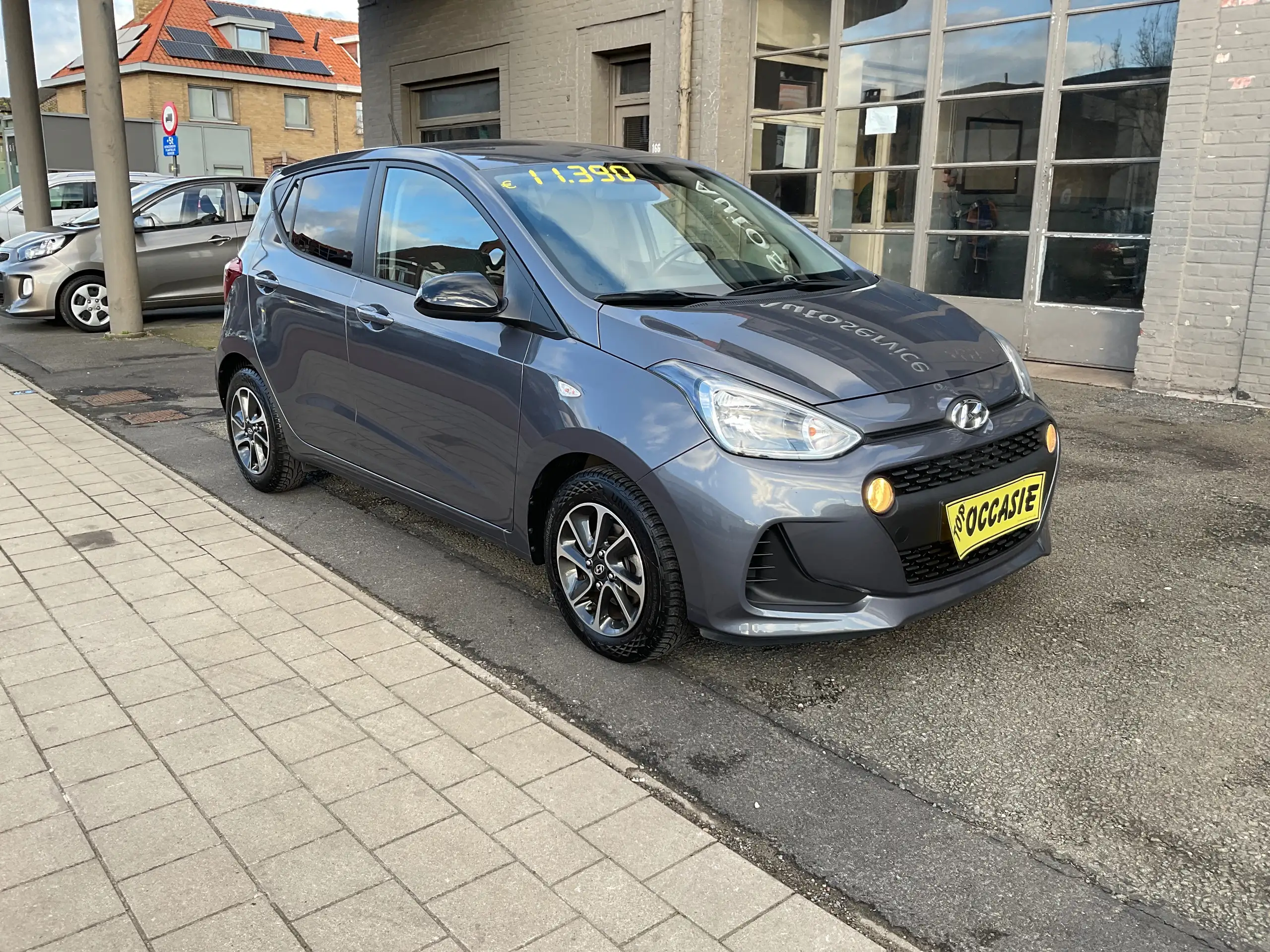 Hyundai - i10