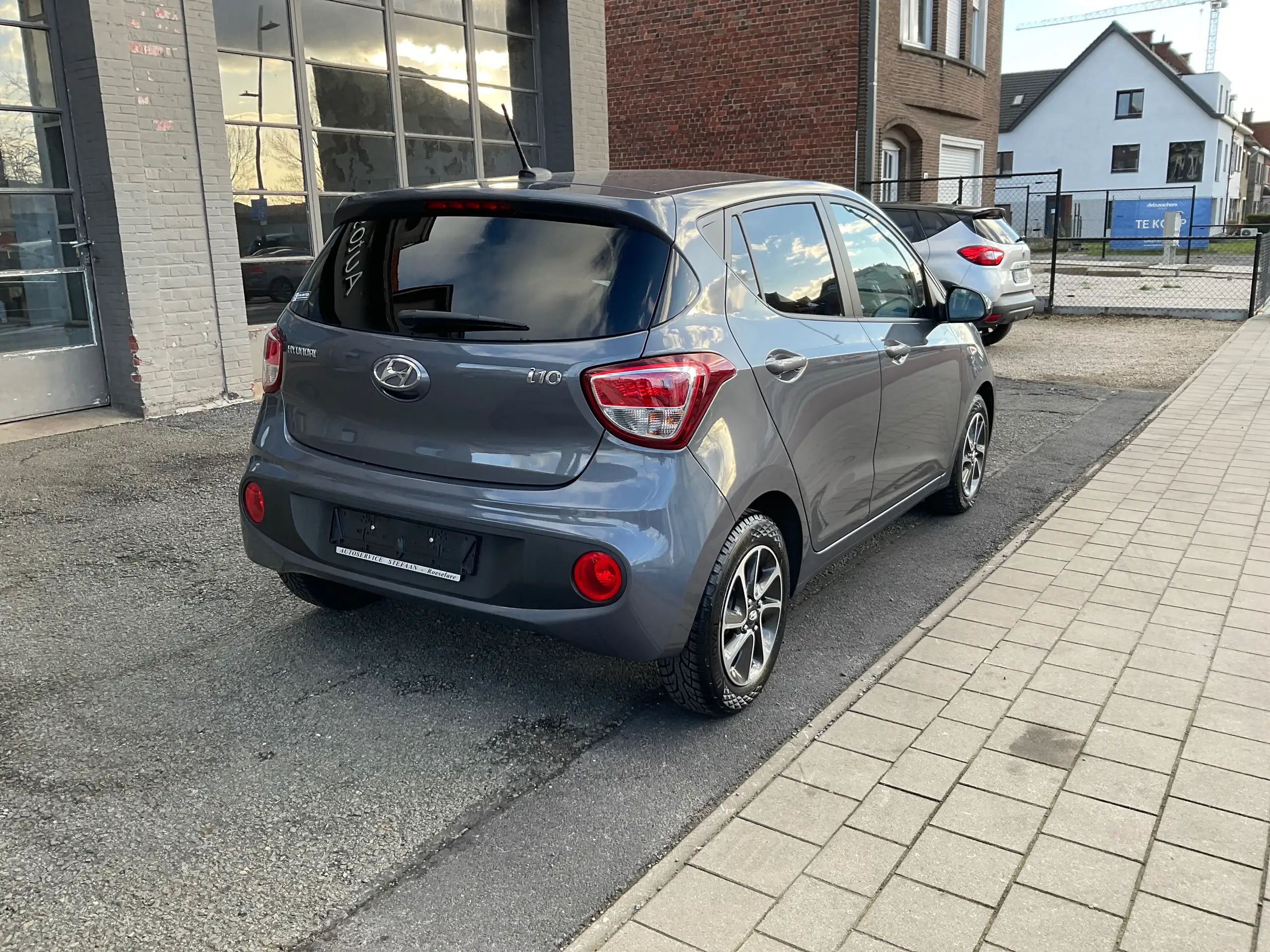 Hyundai - i10