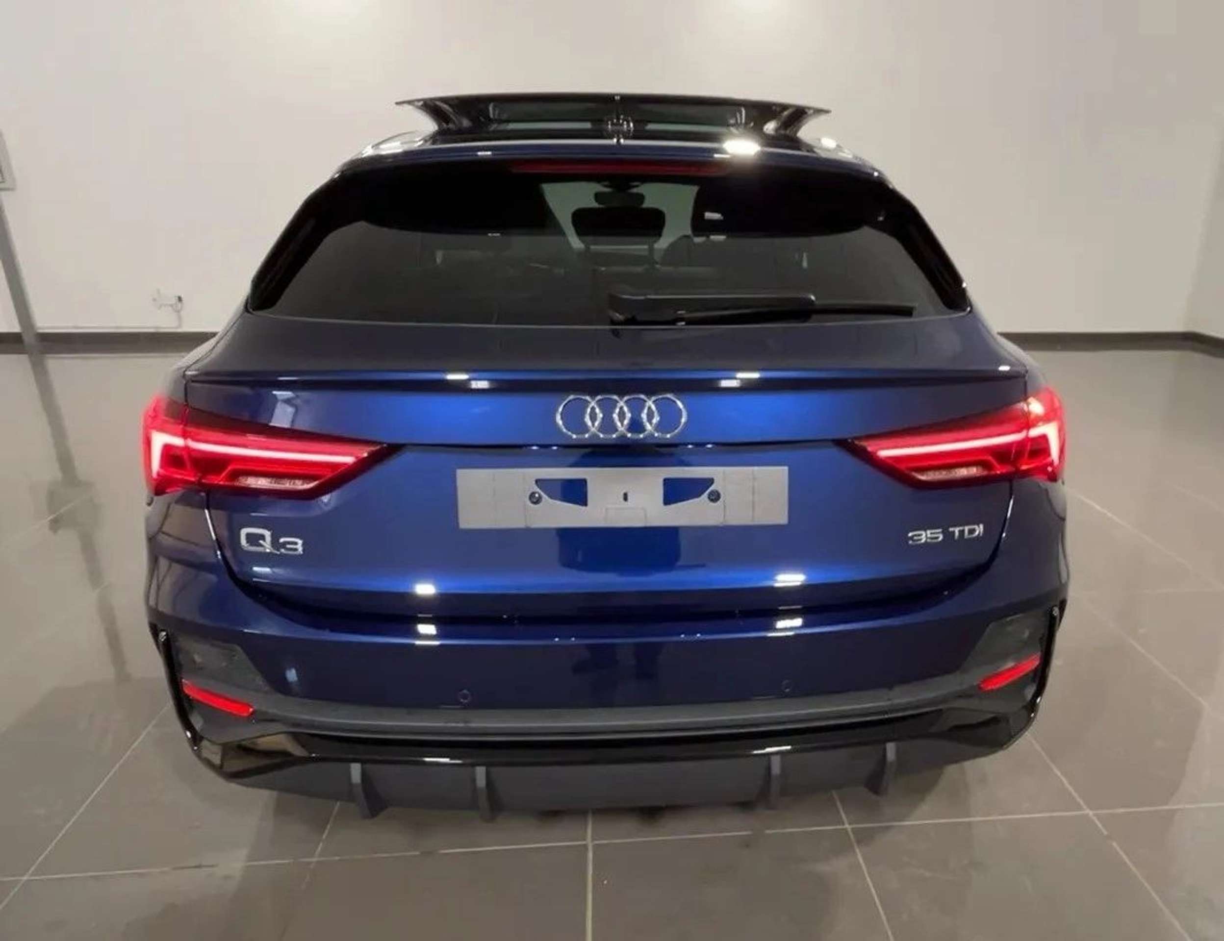 Audi - Q3