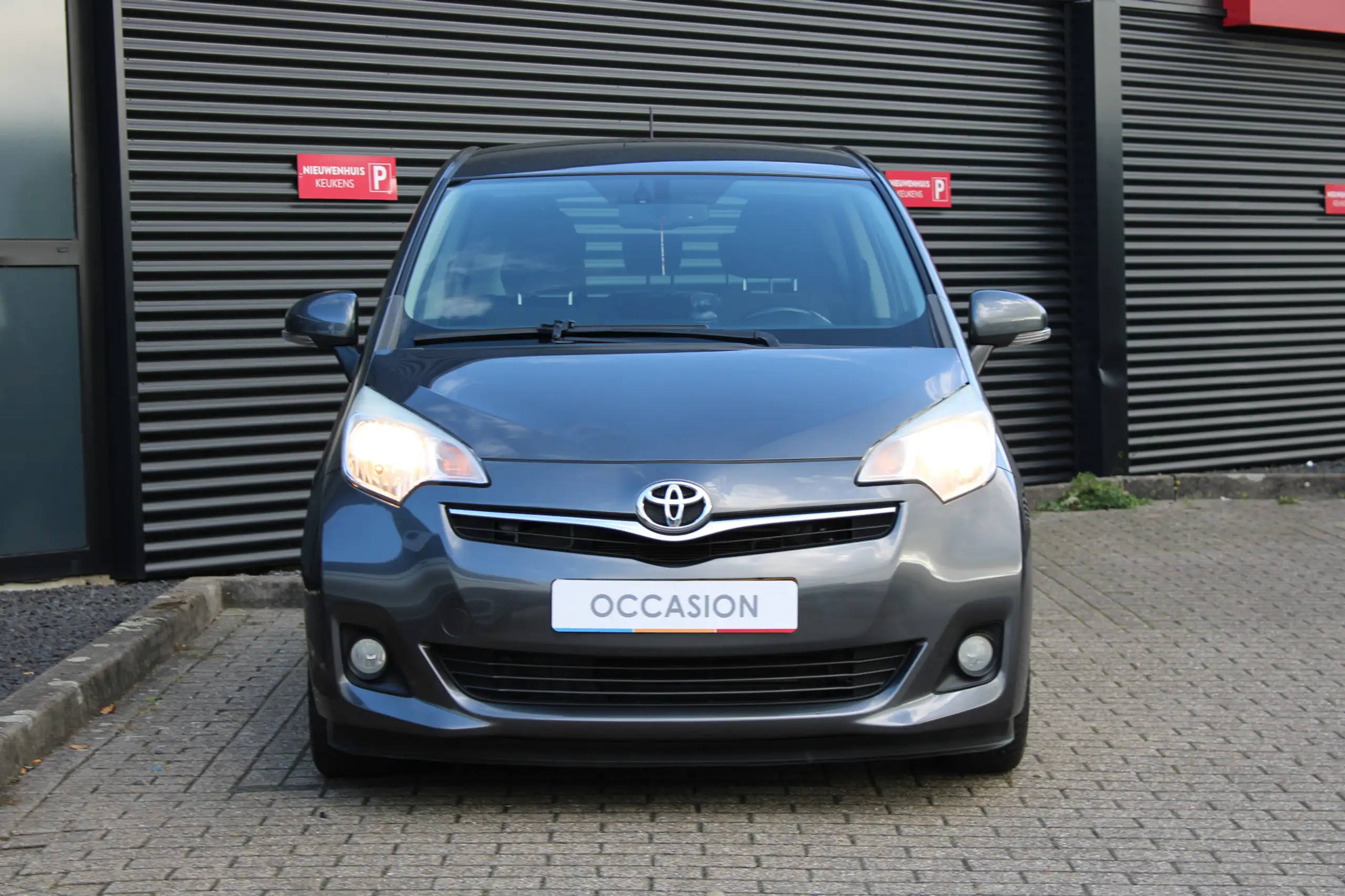 Toyota - Verso-S