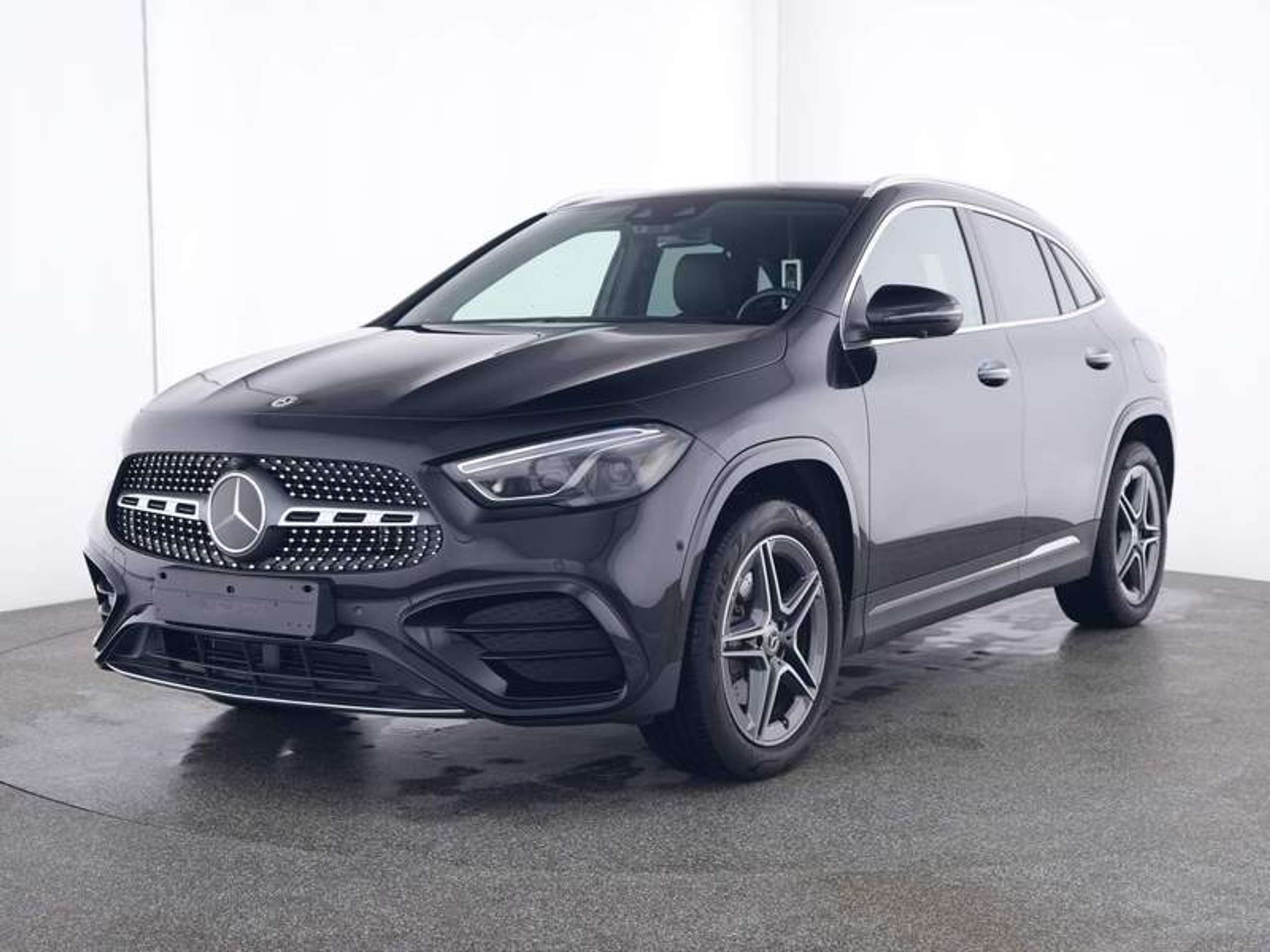 Mercedes-Benz - GLA 250