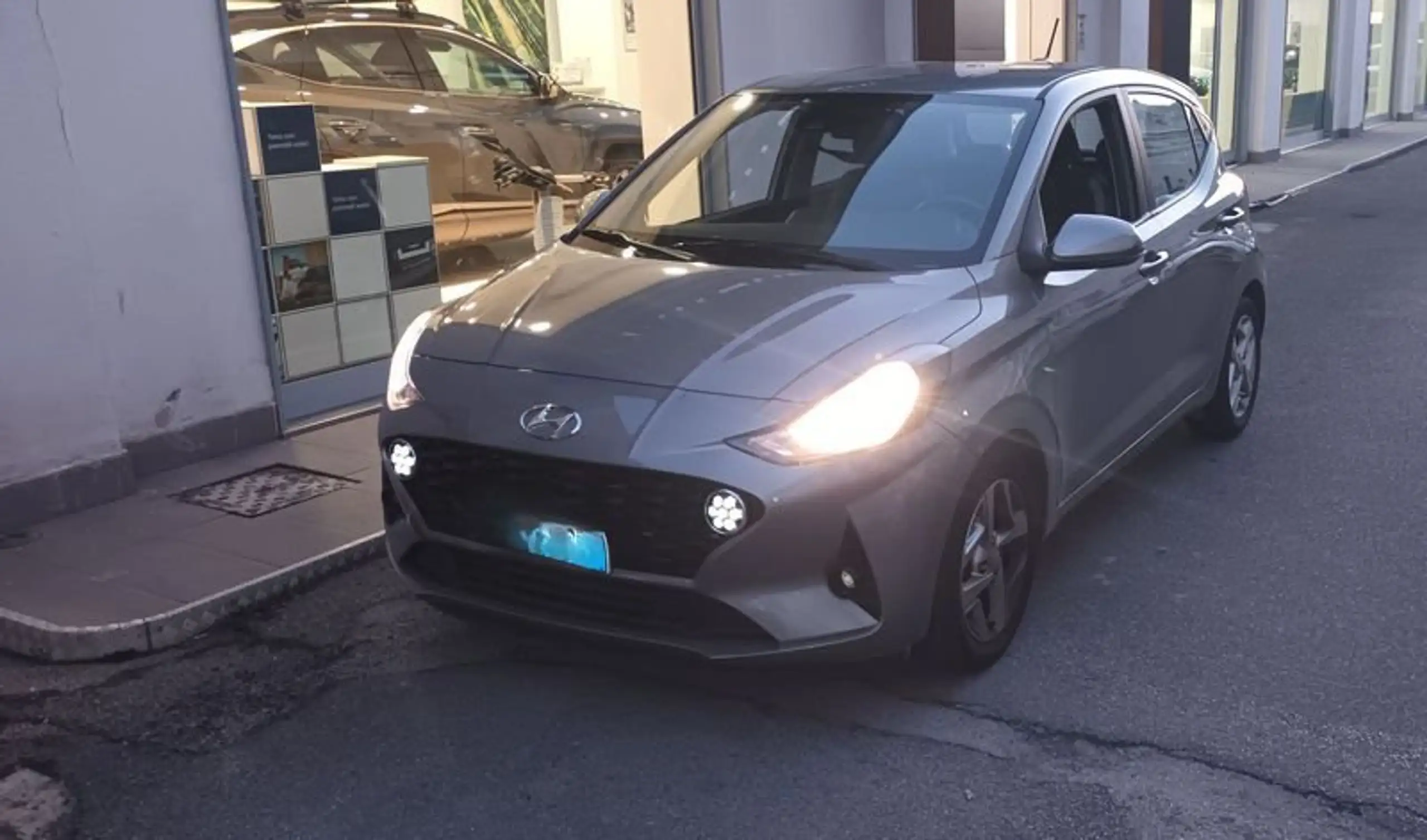 Hyundai - i10