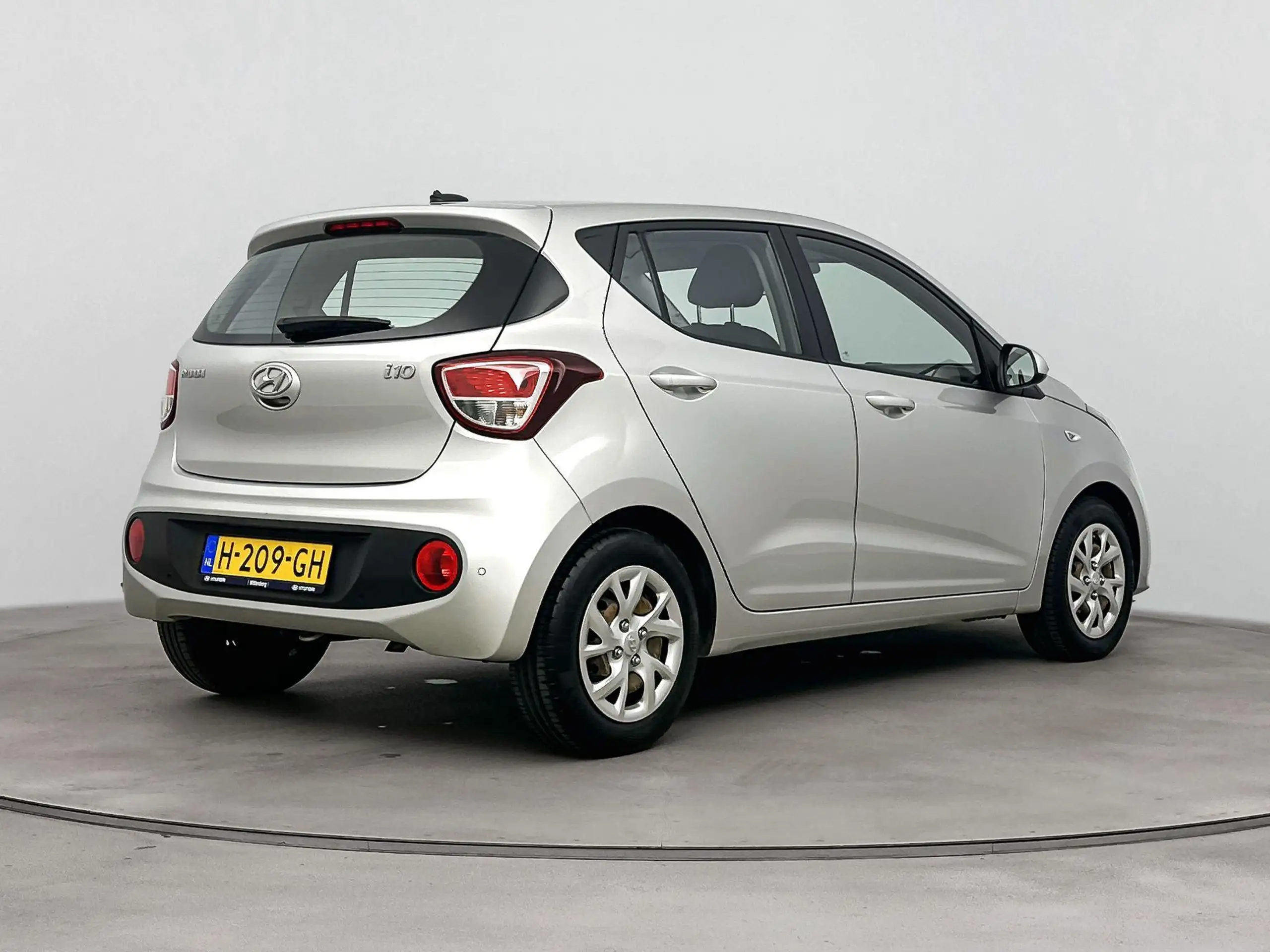 Hyundai - i10