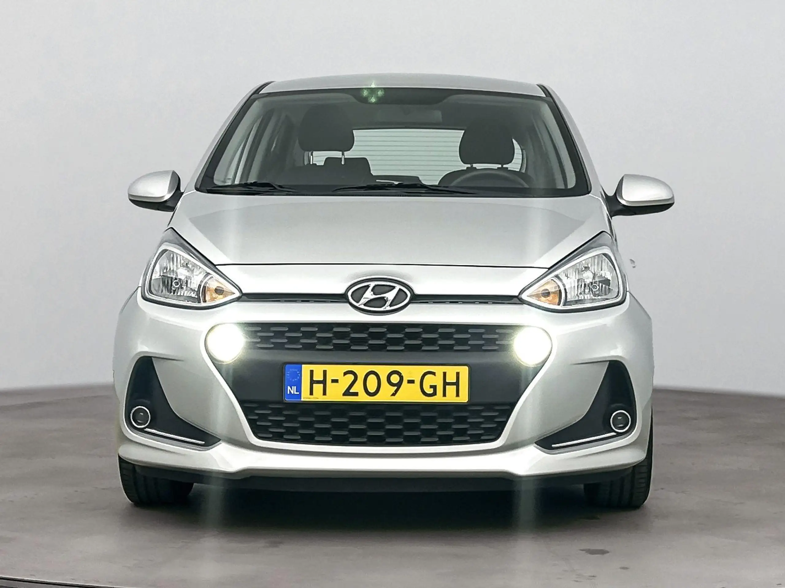 Hyundai - i10