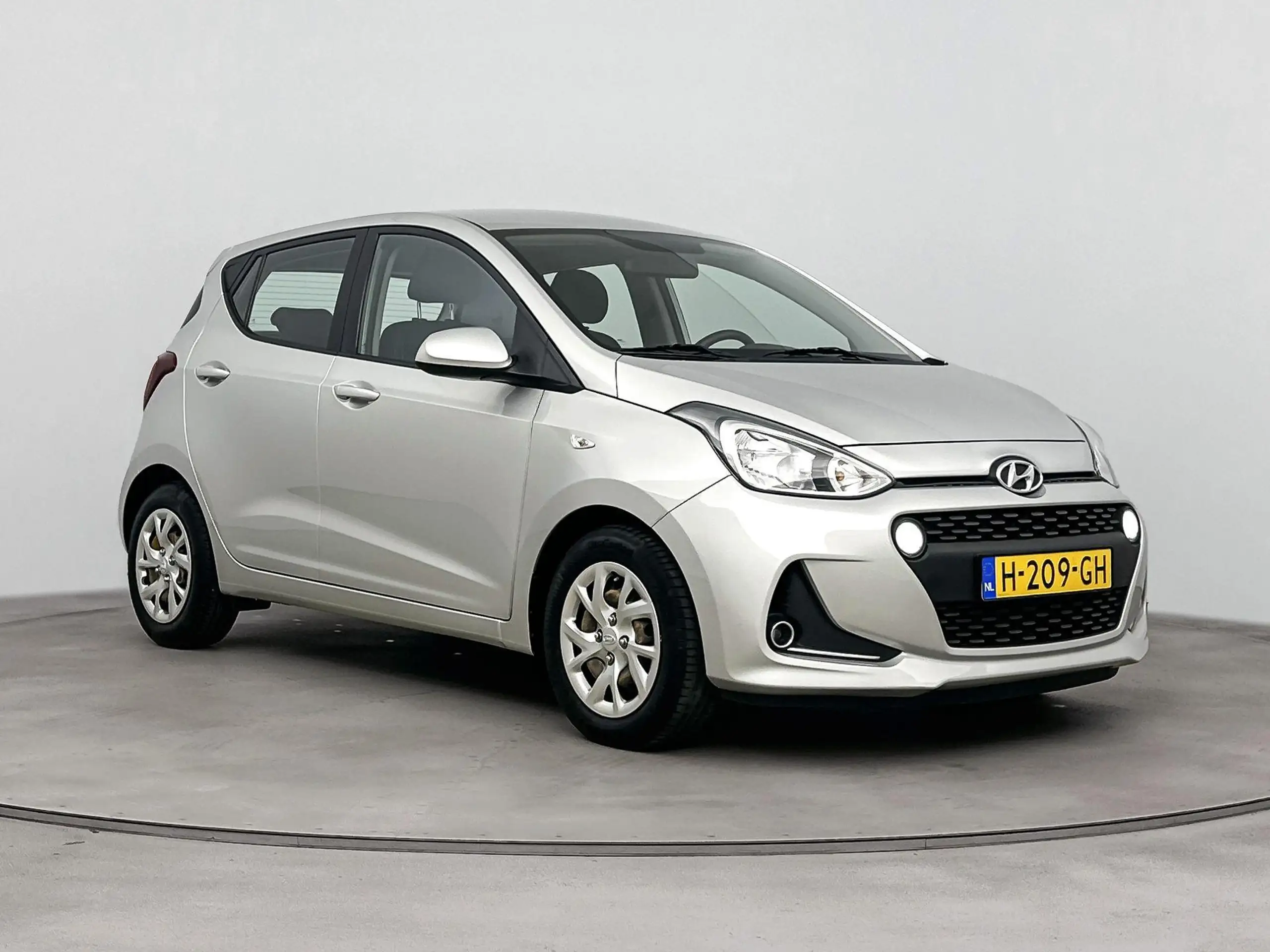 Hyundai - i10