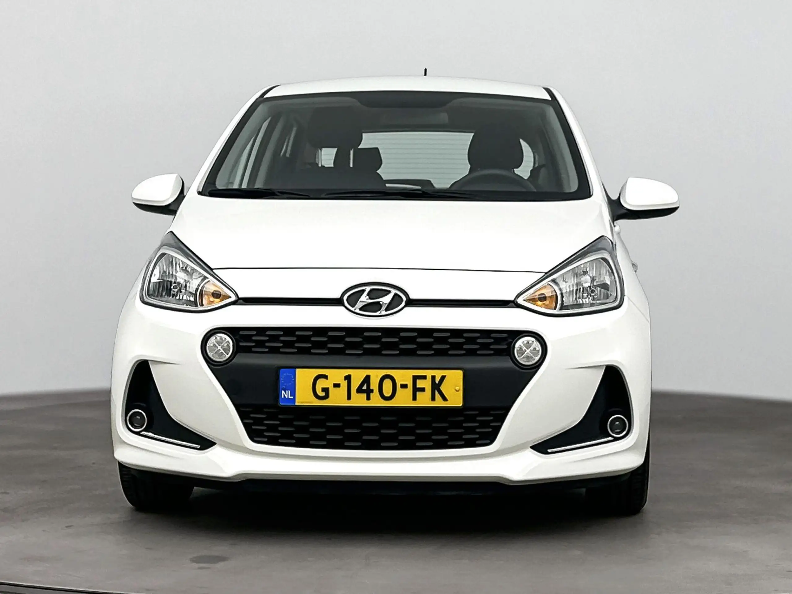 Hyundai - i10