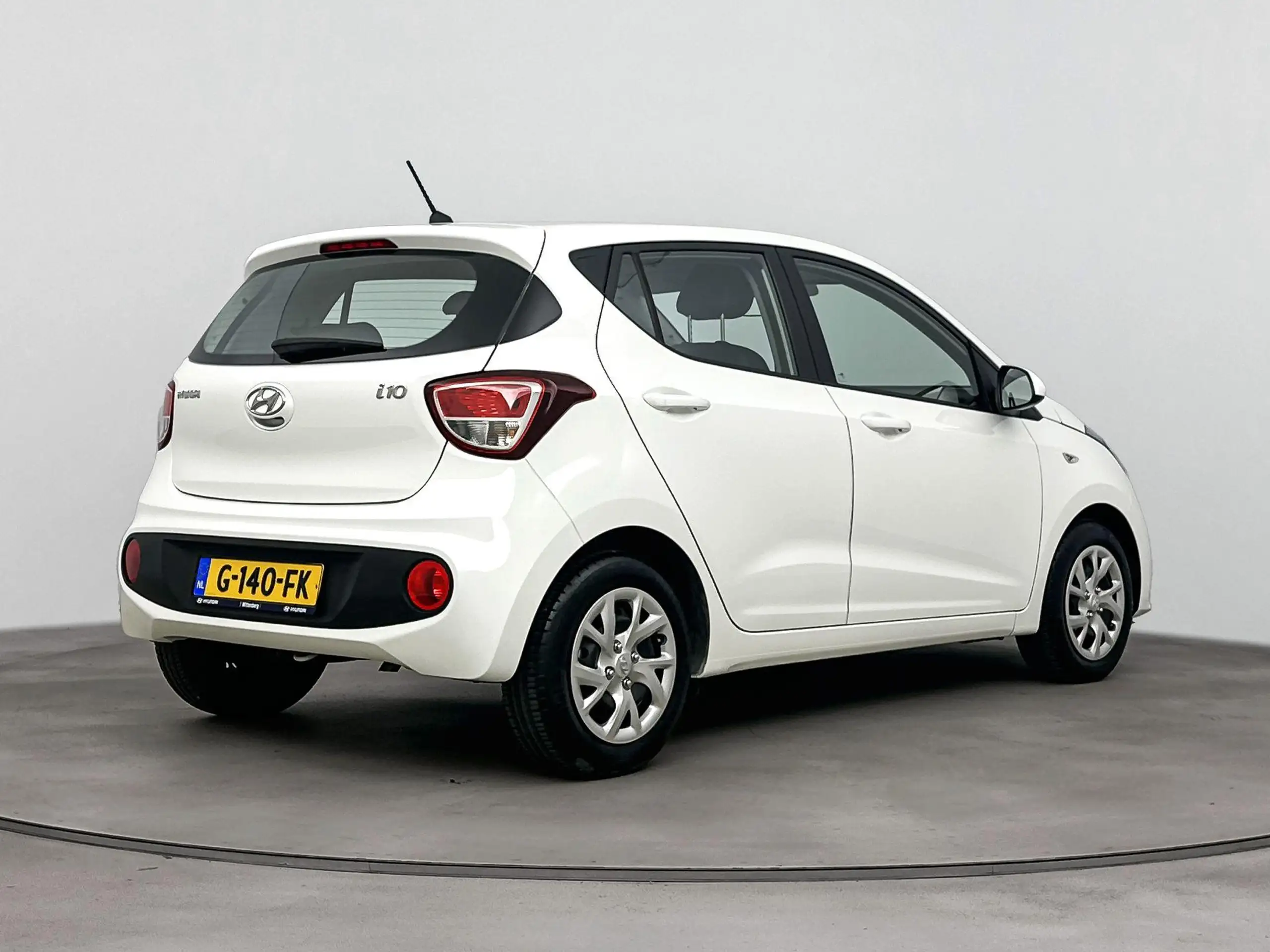 Hyundai - i10