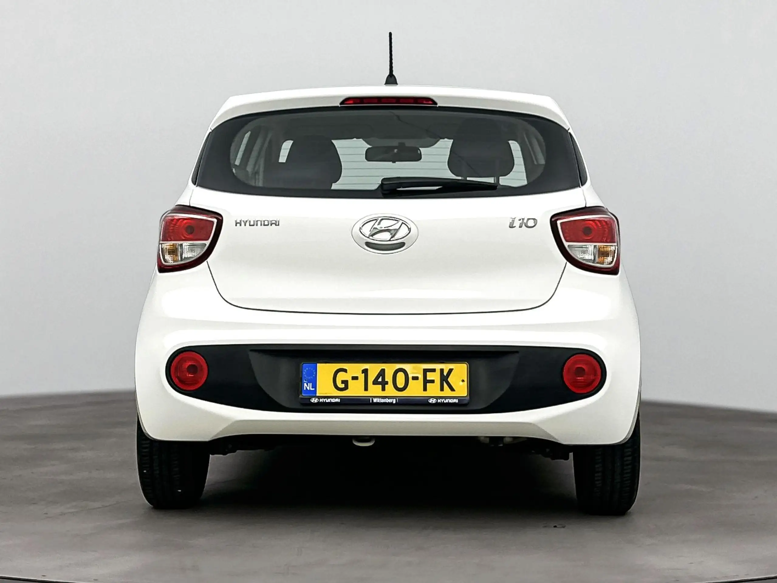 Hyundai - i10