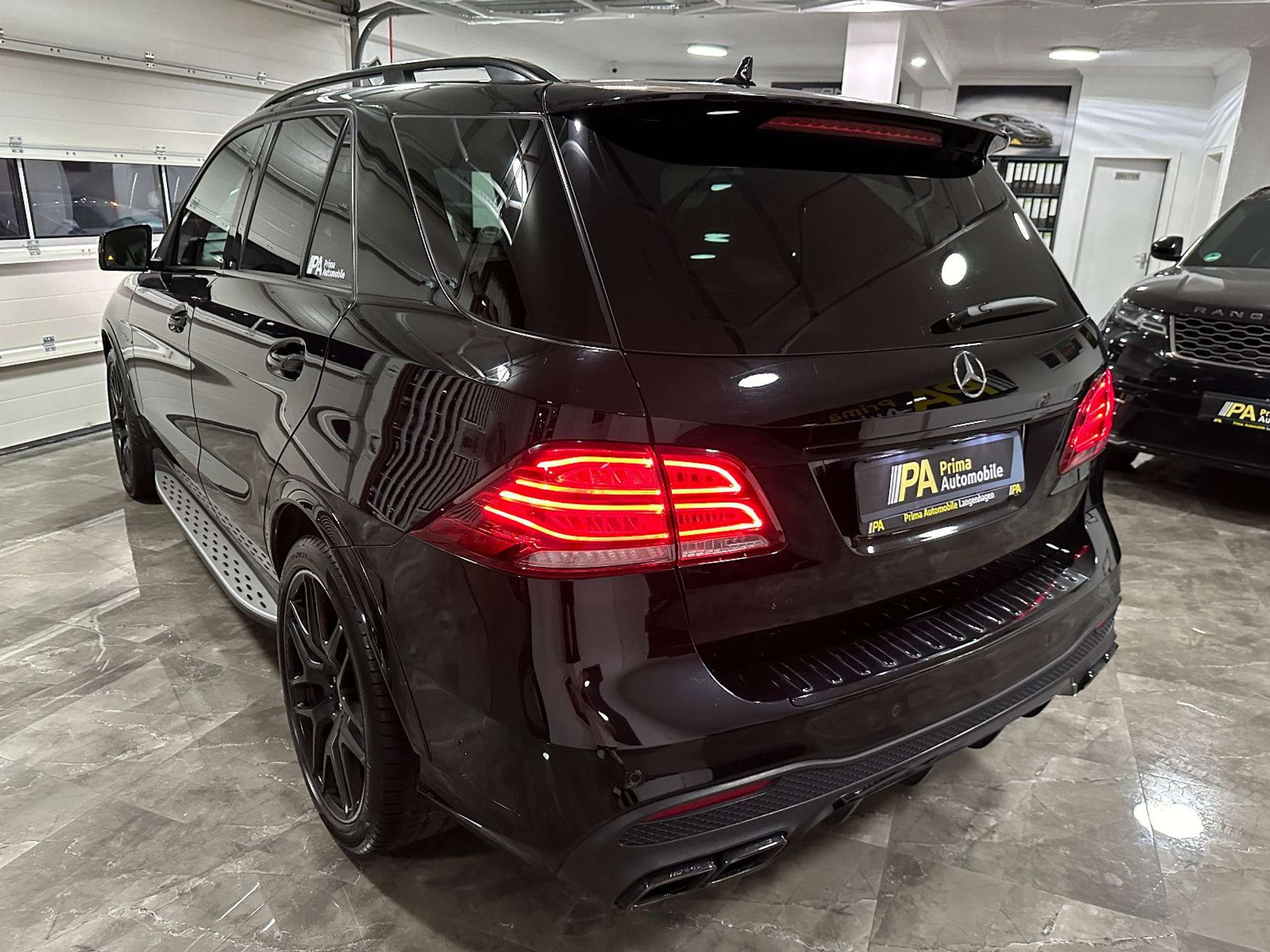 Mercedes-Benz - GLE 63 AMG