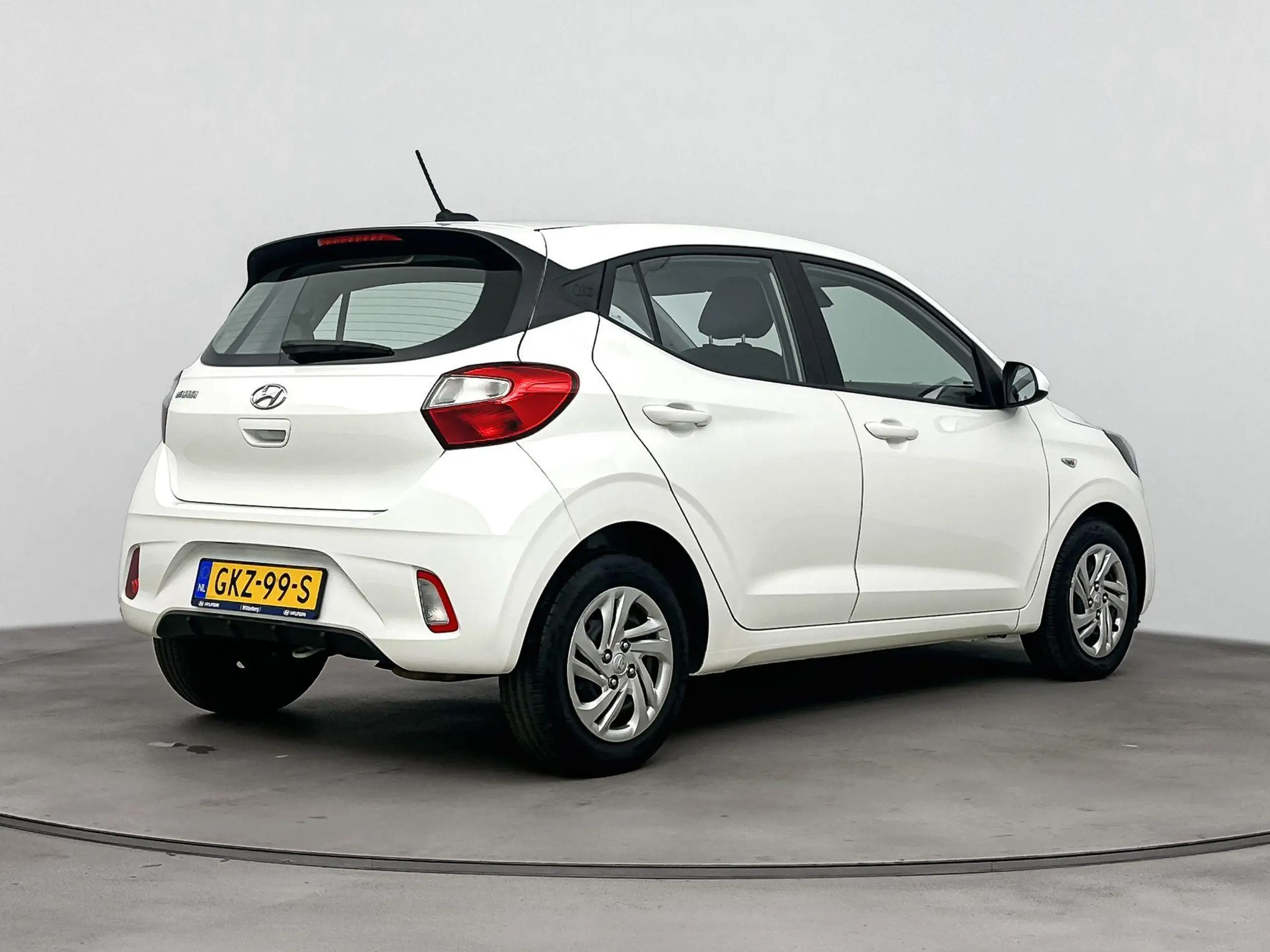 Hyundai - i10