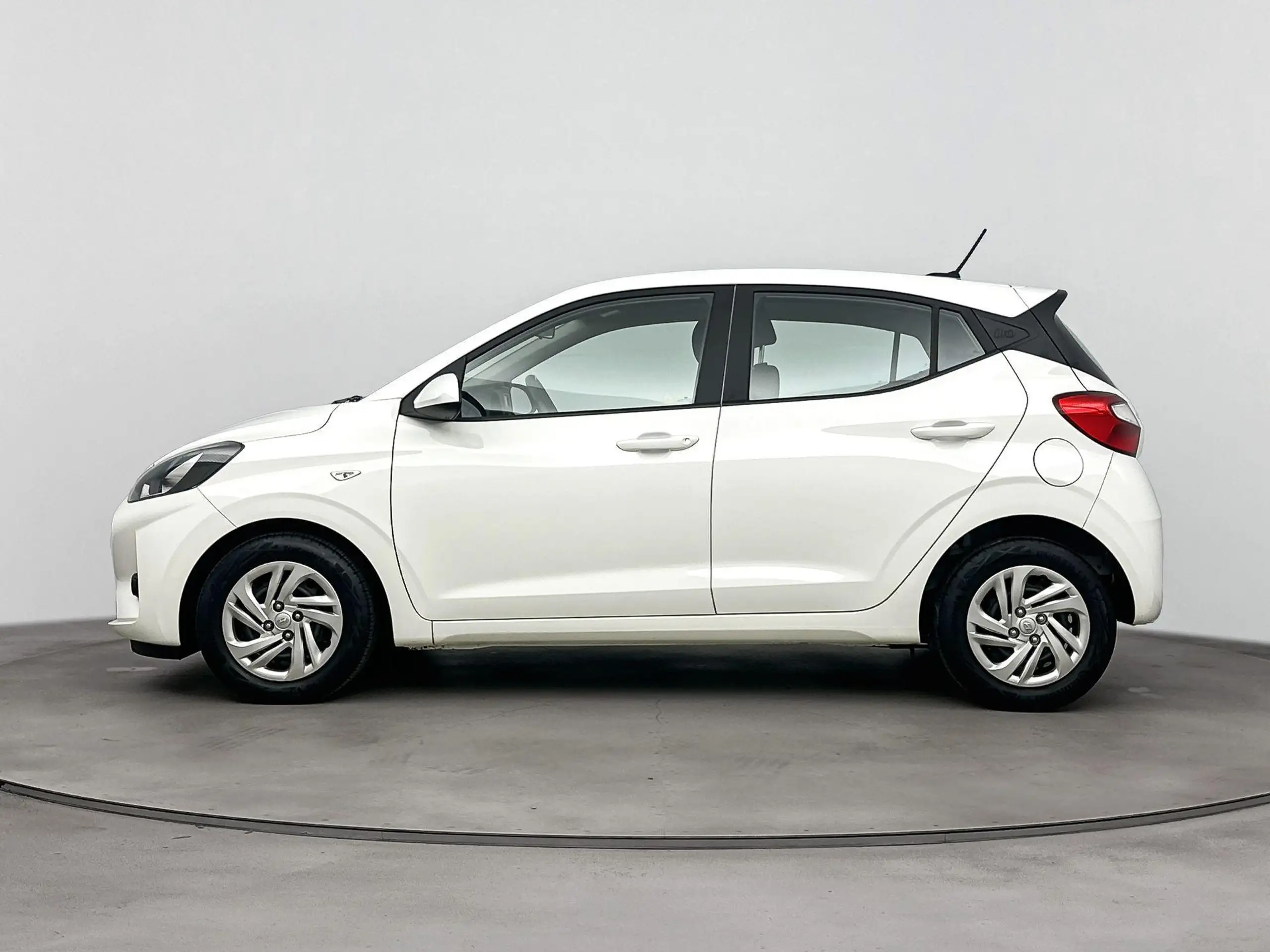 Hyundai - i10