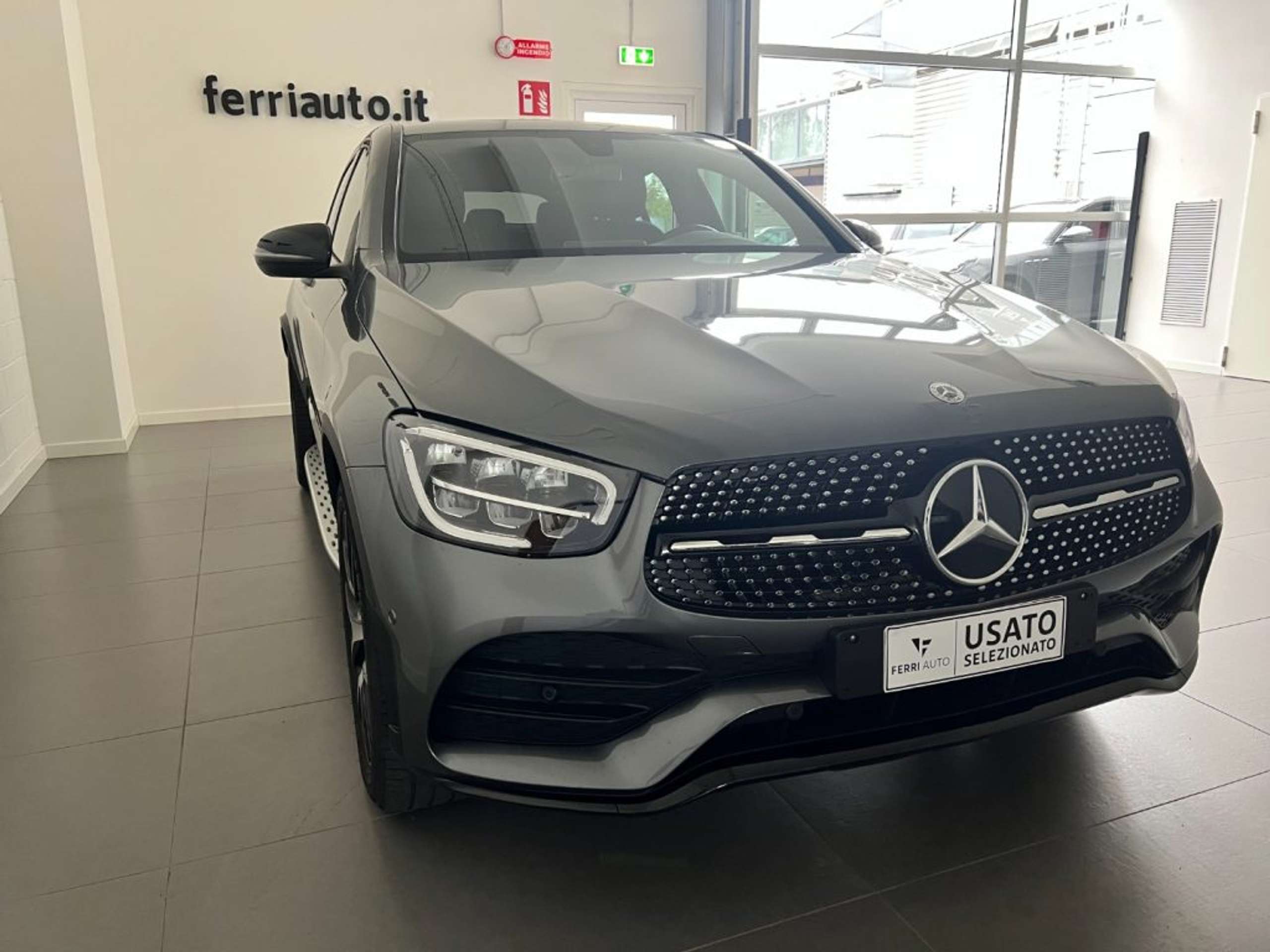 Mercedes-Benz - GLC 220