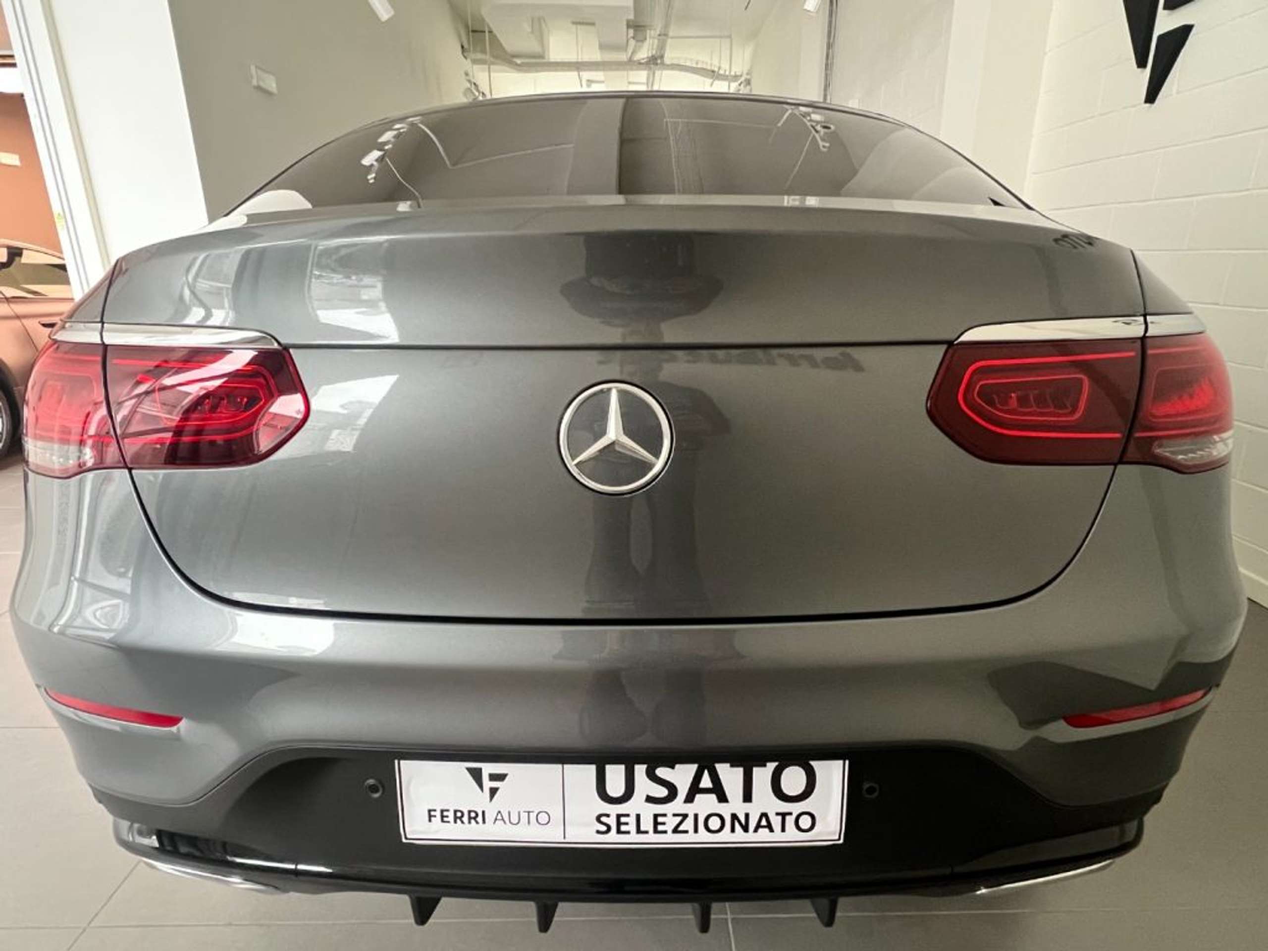 Mercedes-Benz - GLC 220