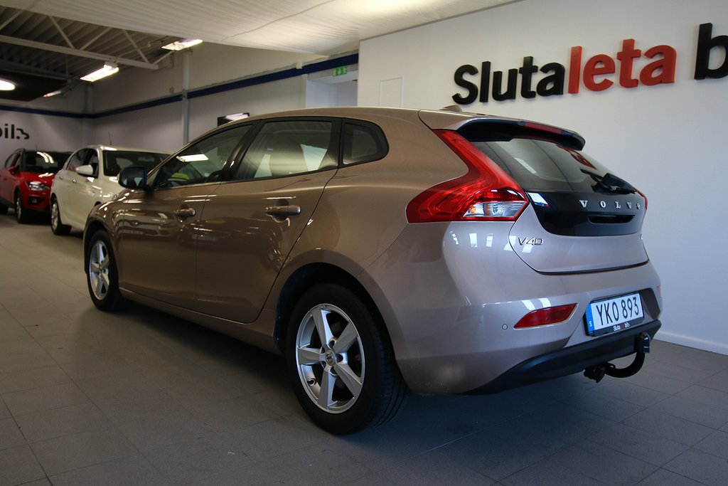 Volvo - V40