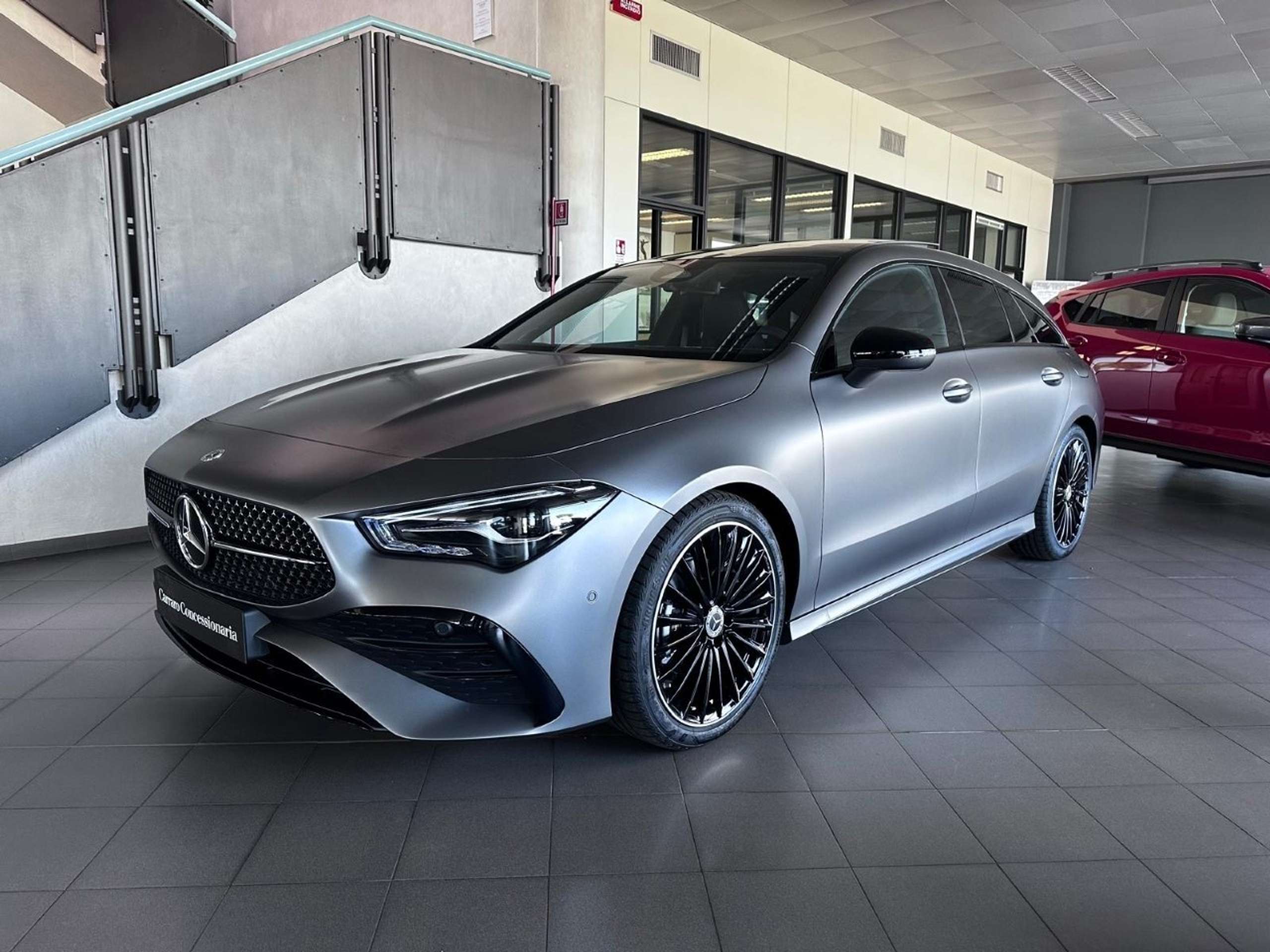 Mercedes-Benz - CLA 180