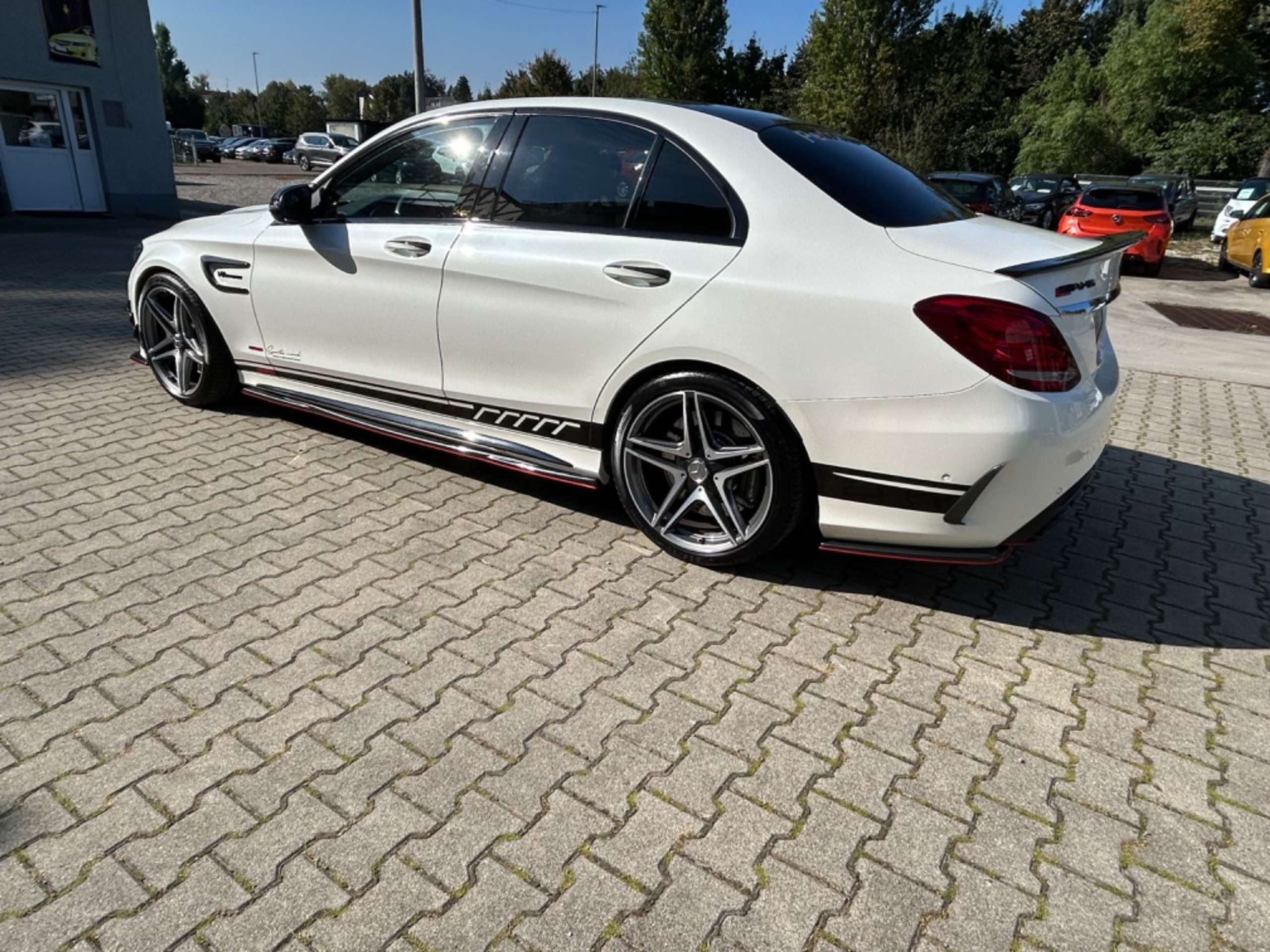 Mercedes-Benz - C 63 AMG