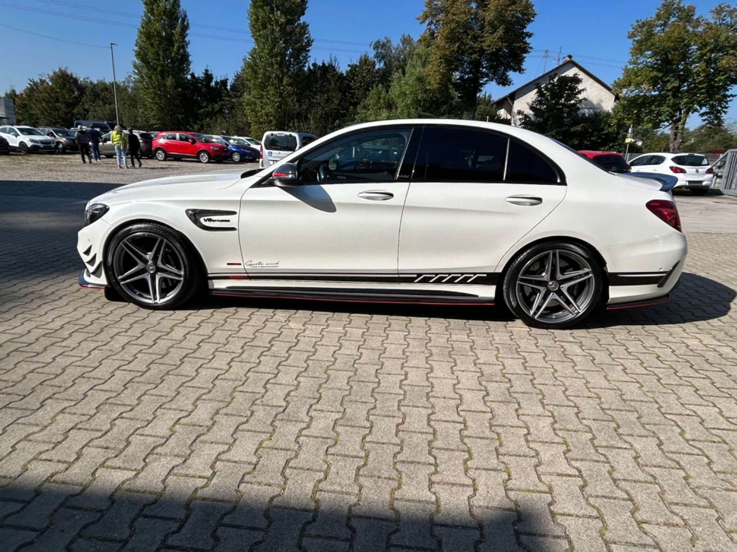 Mercedes-Benz - C 63 AMG