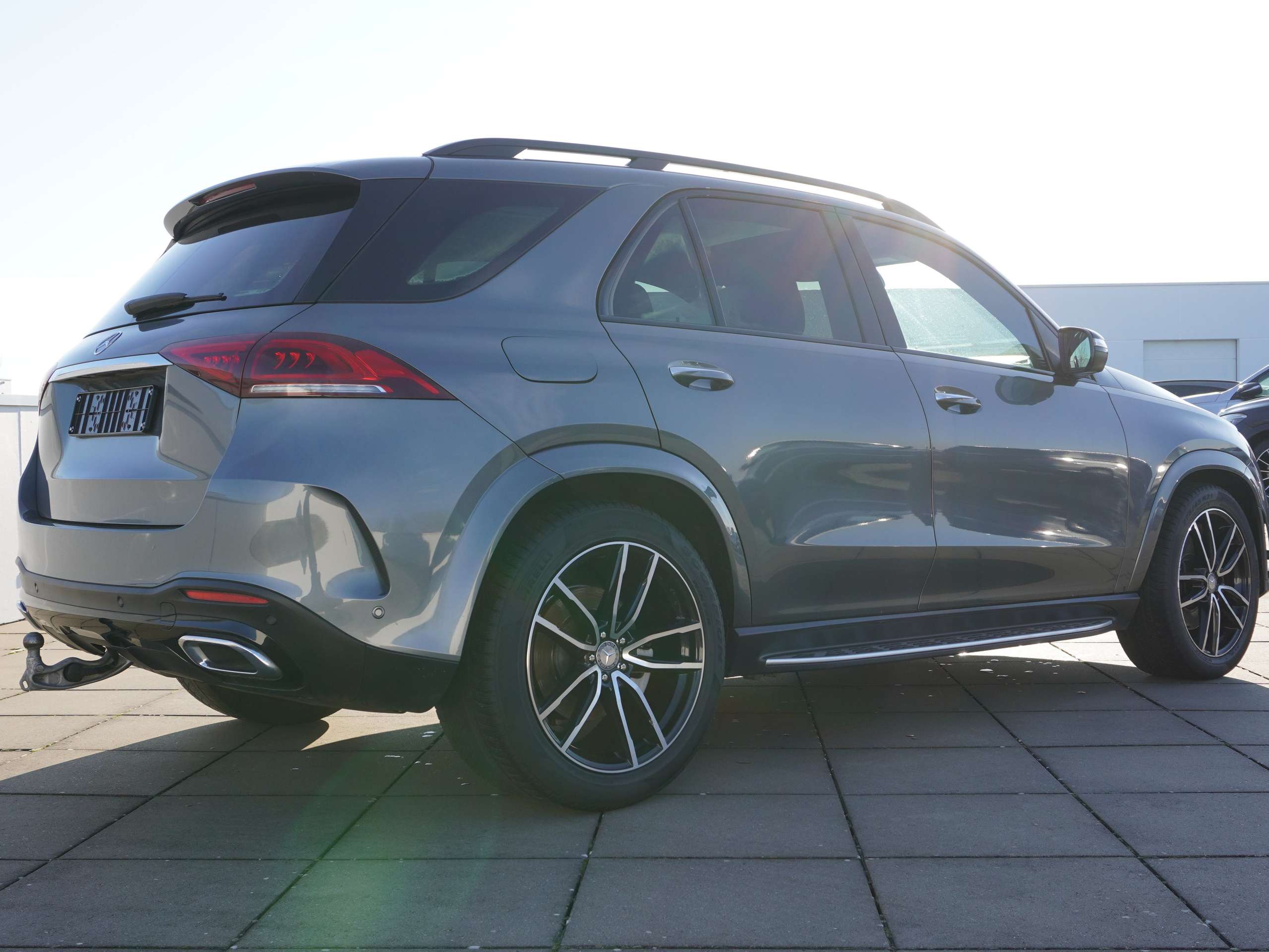 Mercedes-Benz - GLE 300