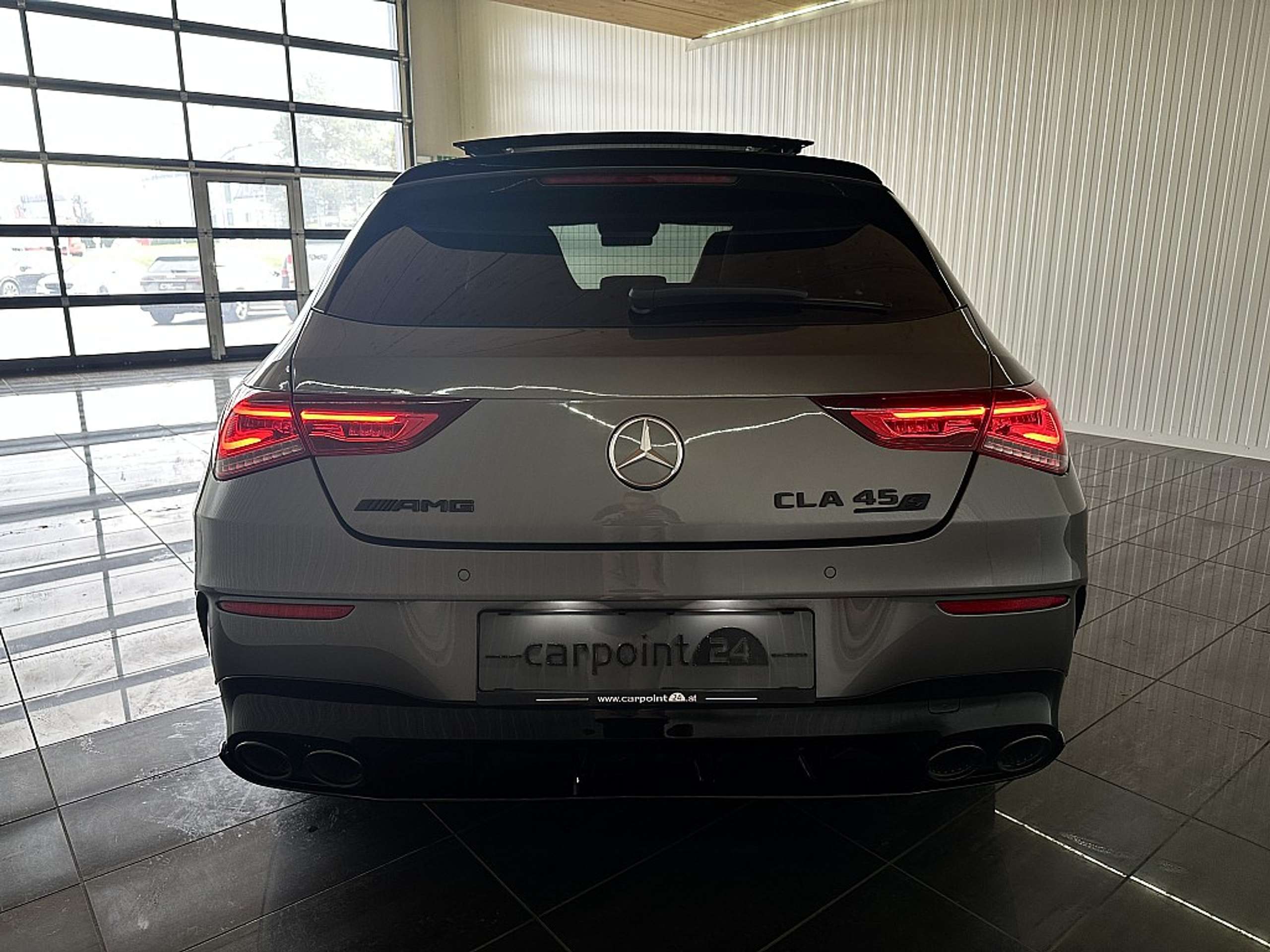 Mercedes-Benz - CLA 45 AMG