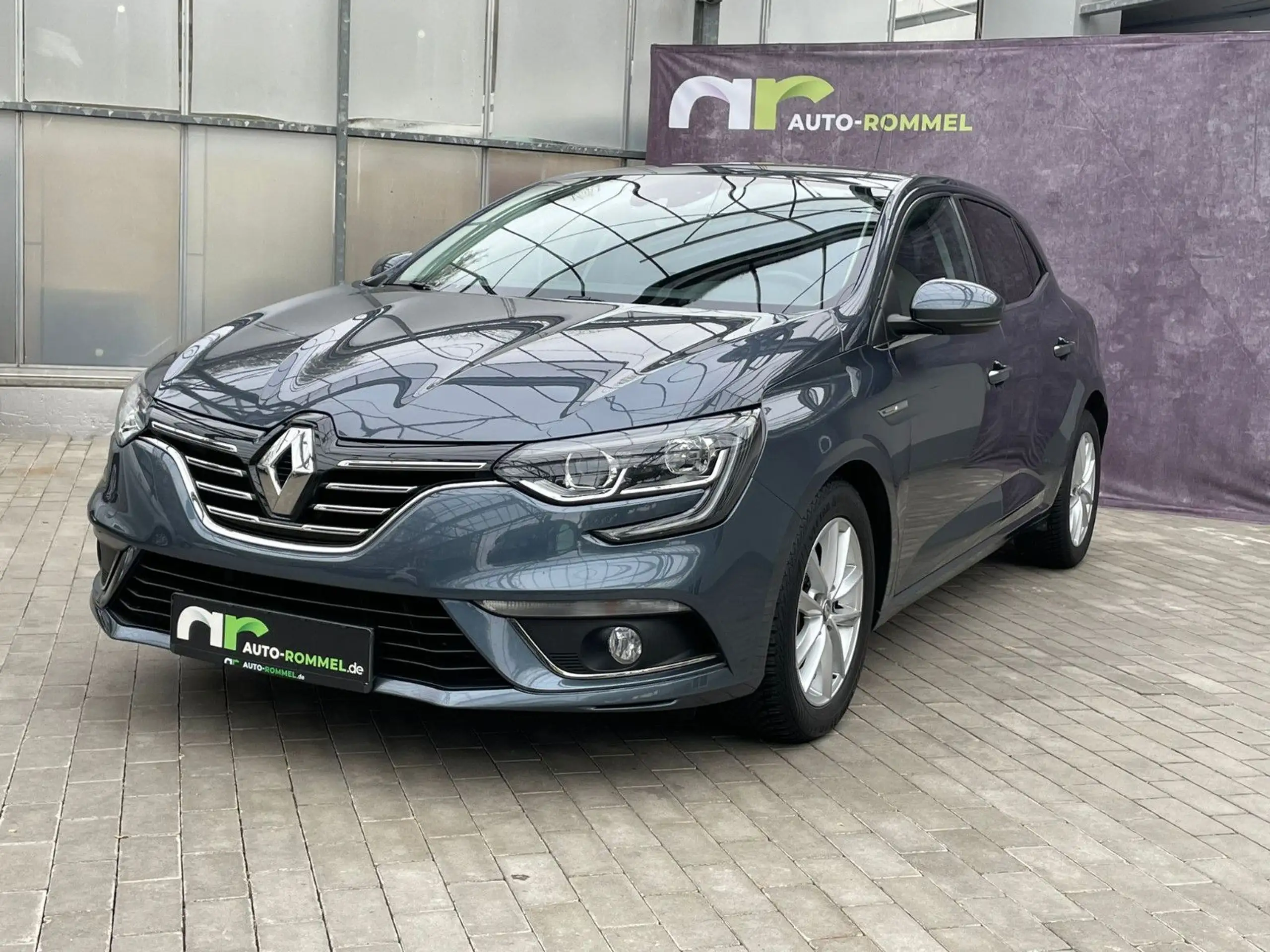 Renault - Megane