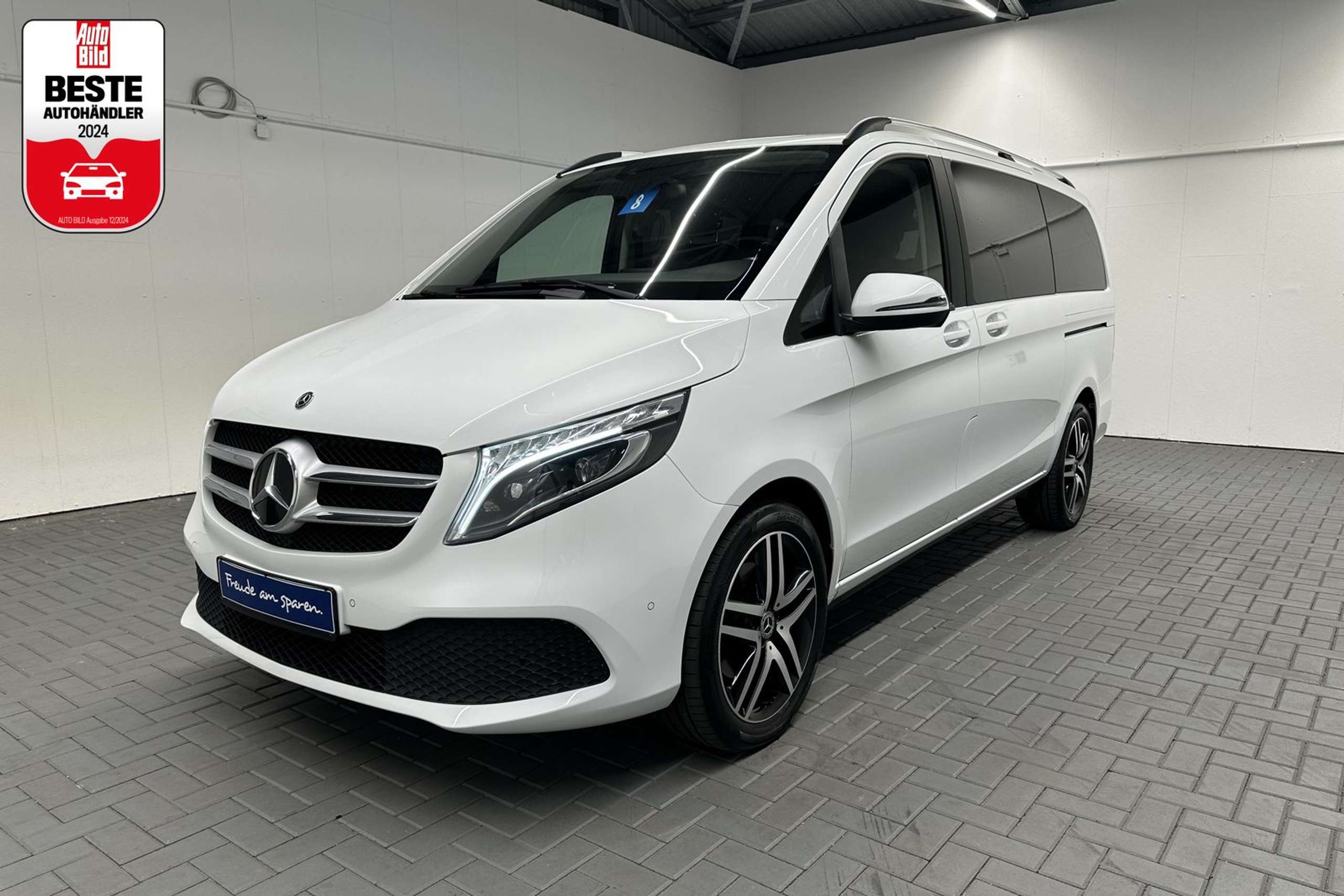 Mercedes-Benz - V 300