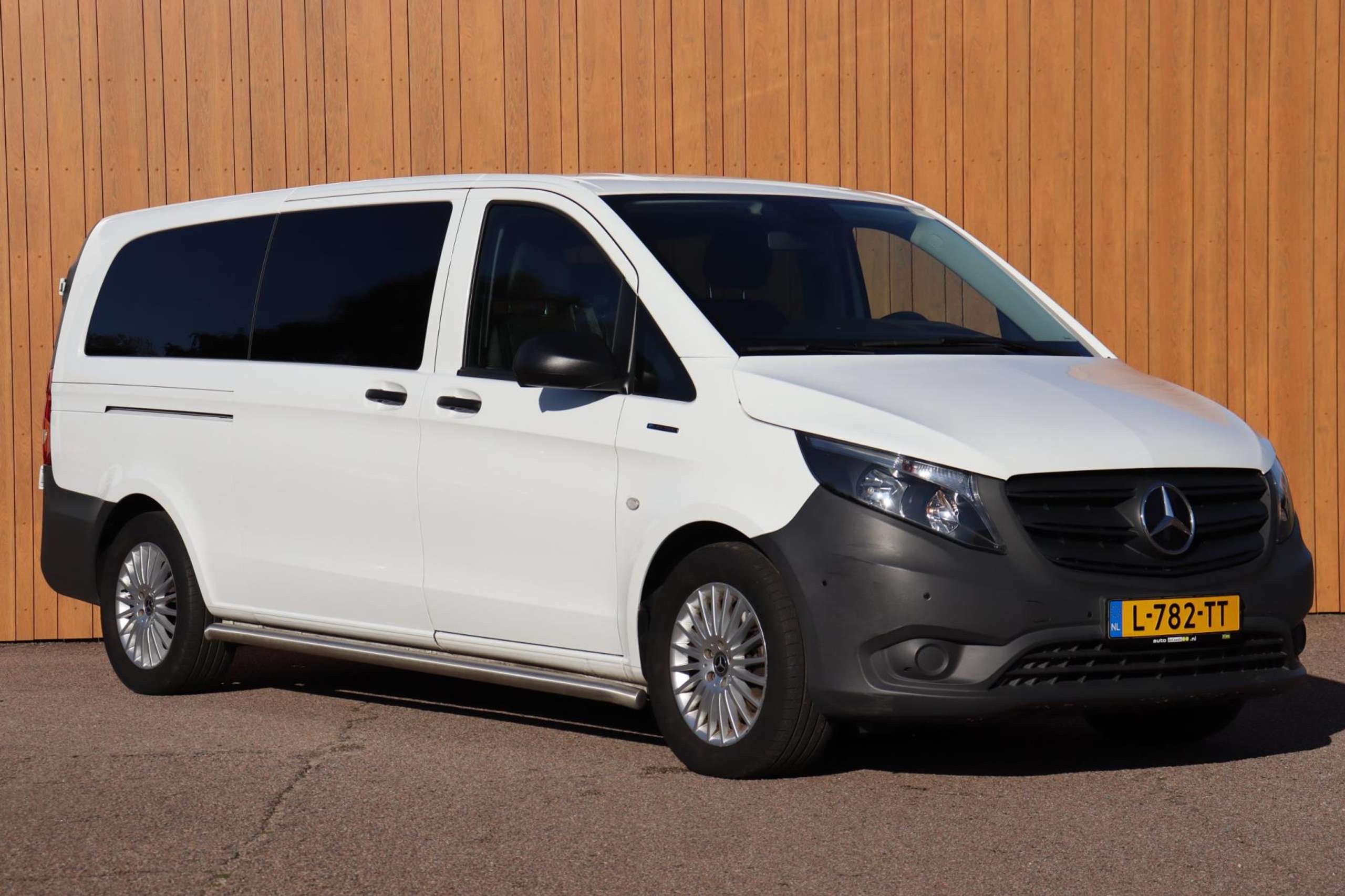 Mercedes-Benz - Vito