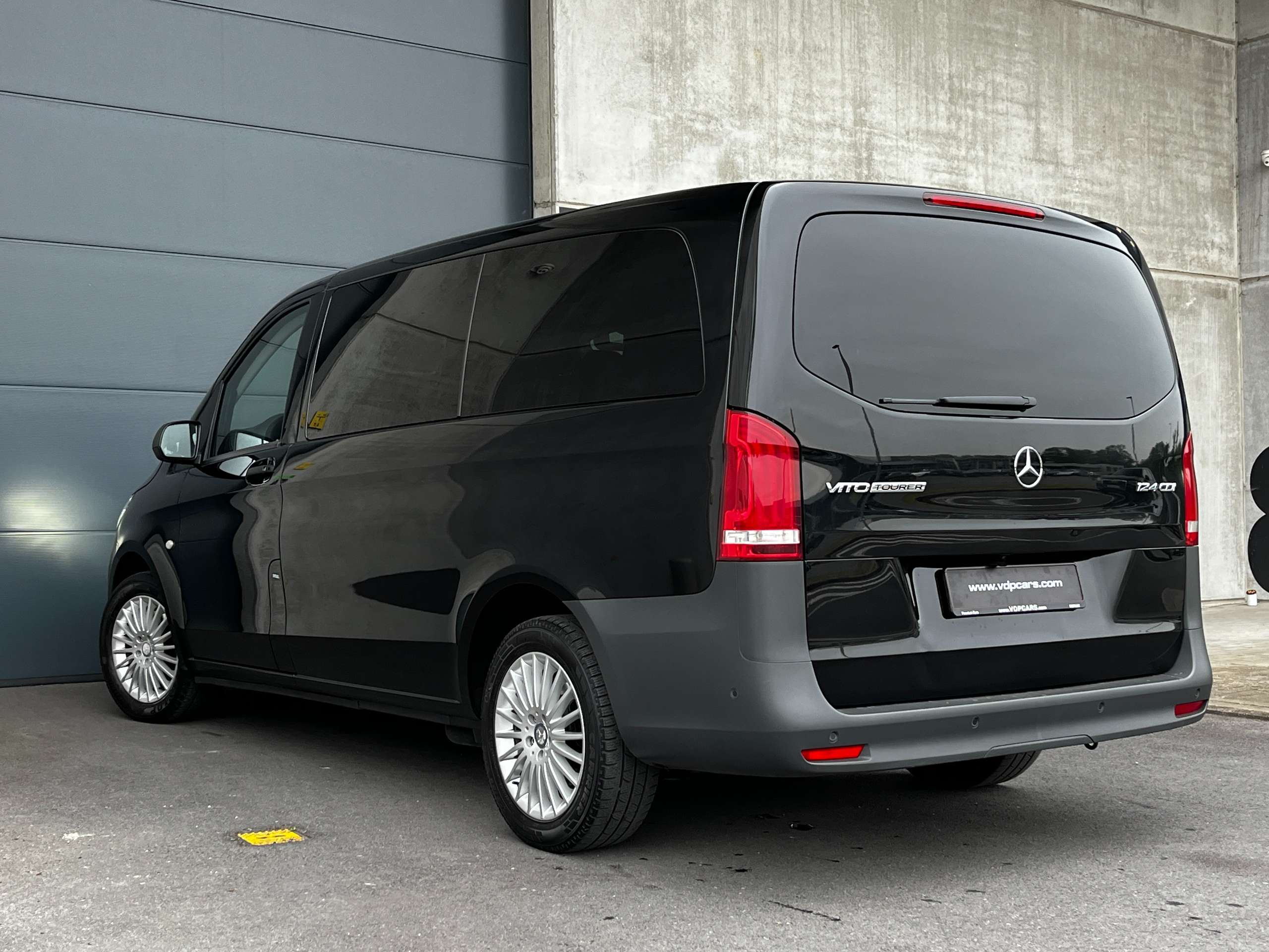 Mercedes-Benz - Vito