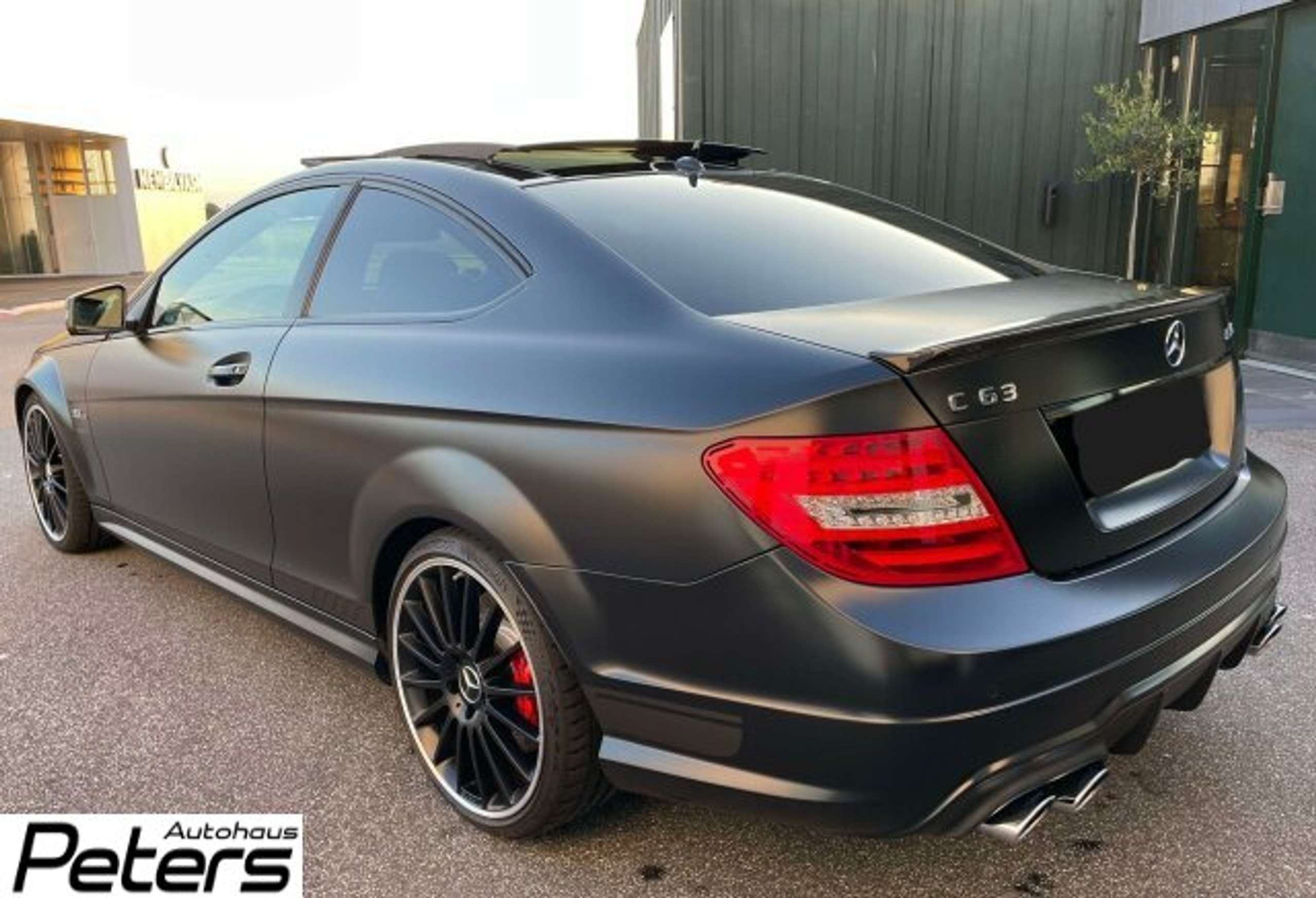 Mercedes-Benz - C 63 AMG