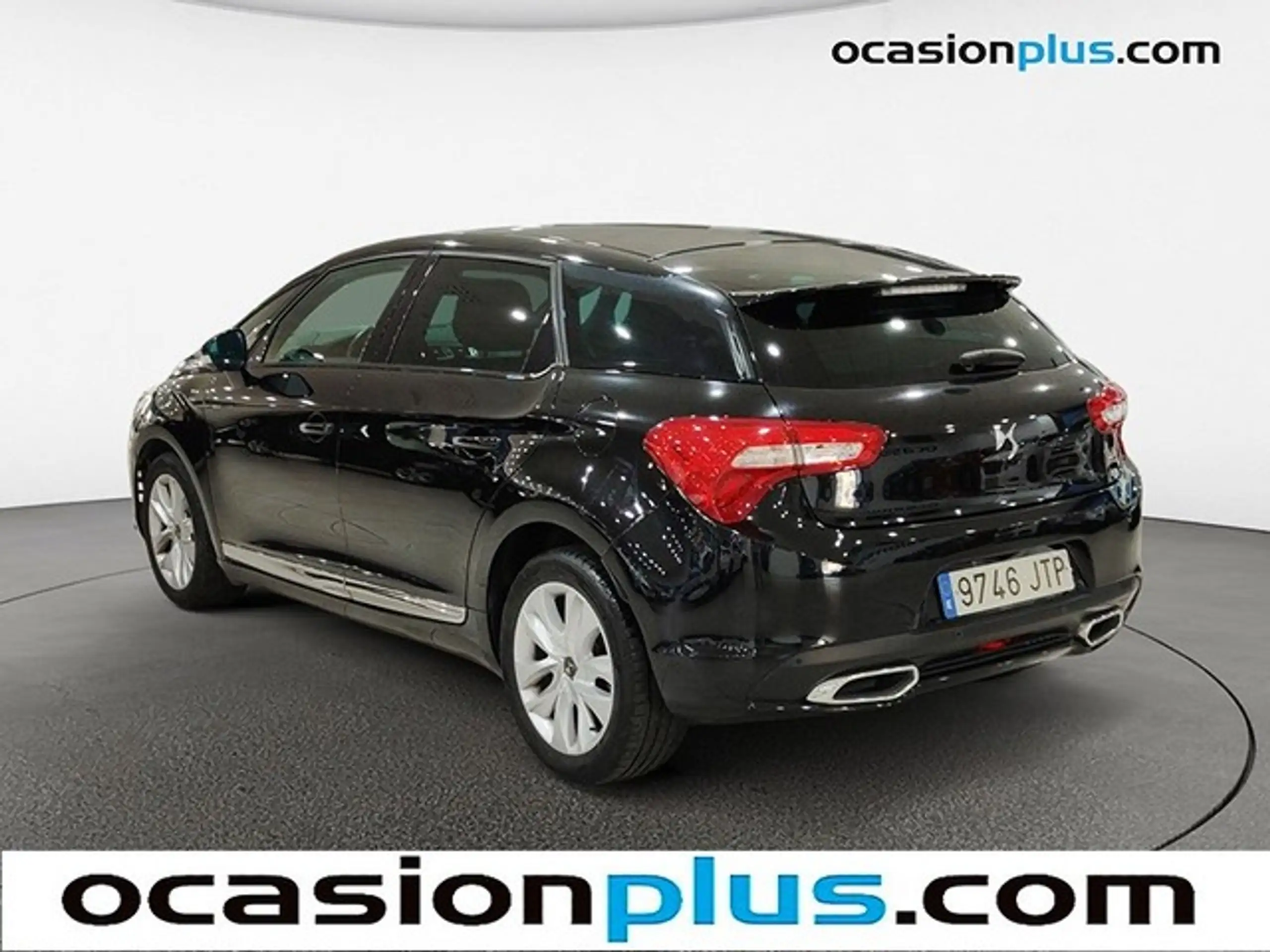 DS Automobiles - DS 5