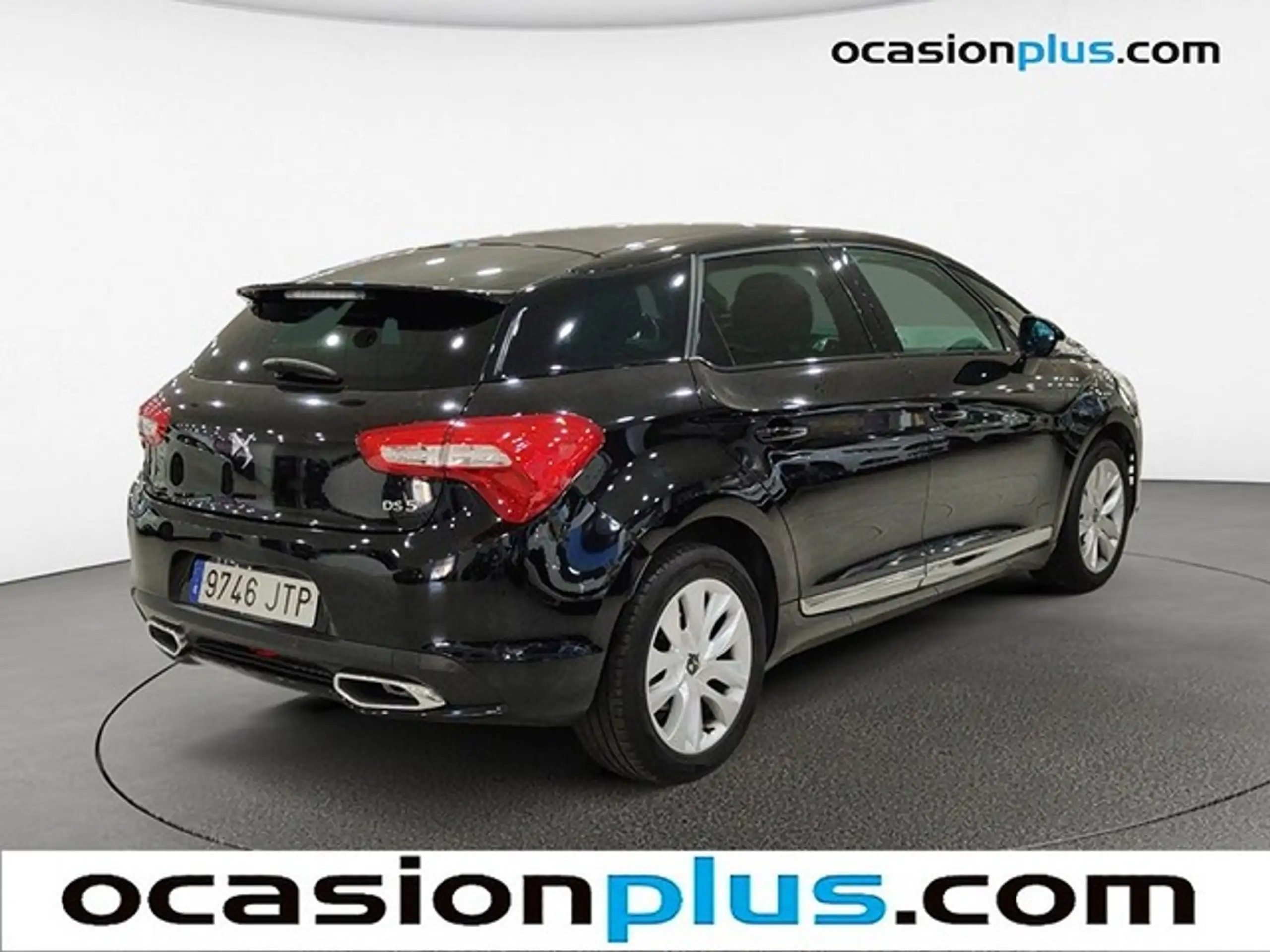 DS Automobiles - DS 5