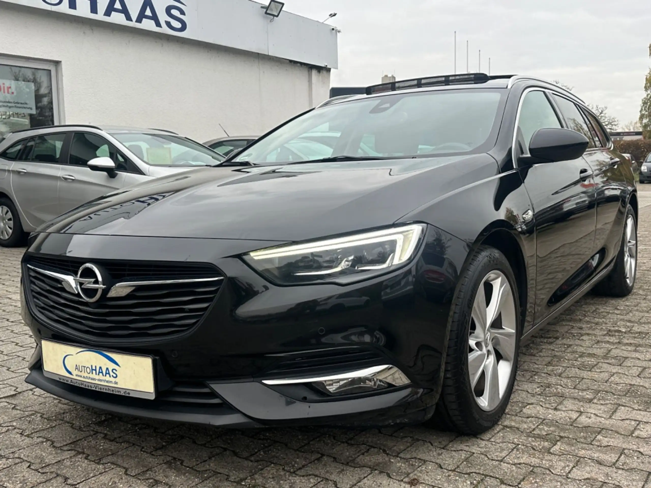 Opel - Insignia