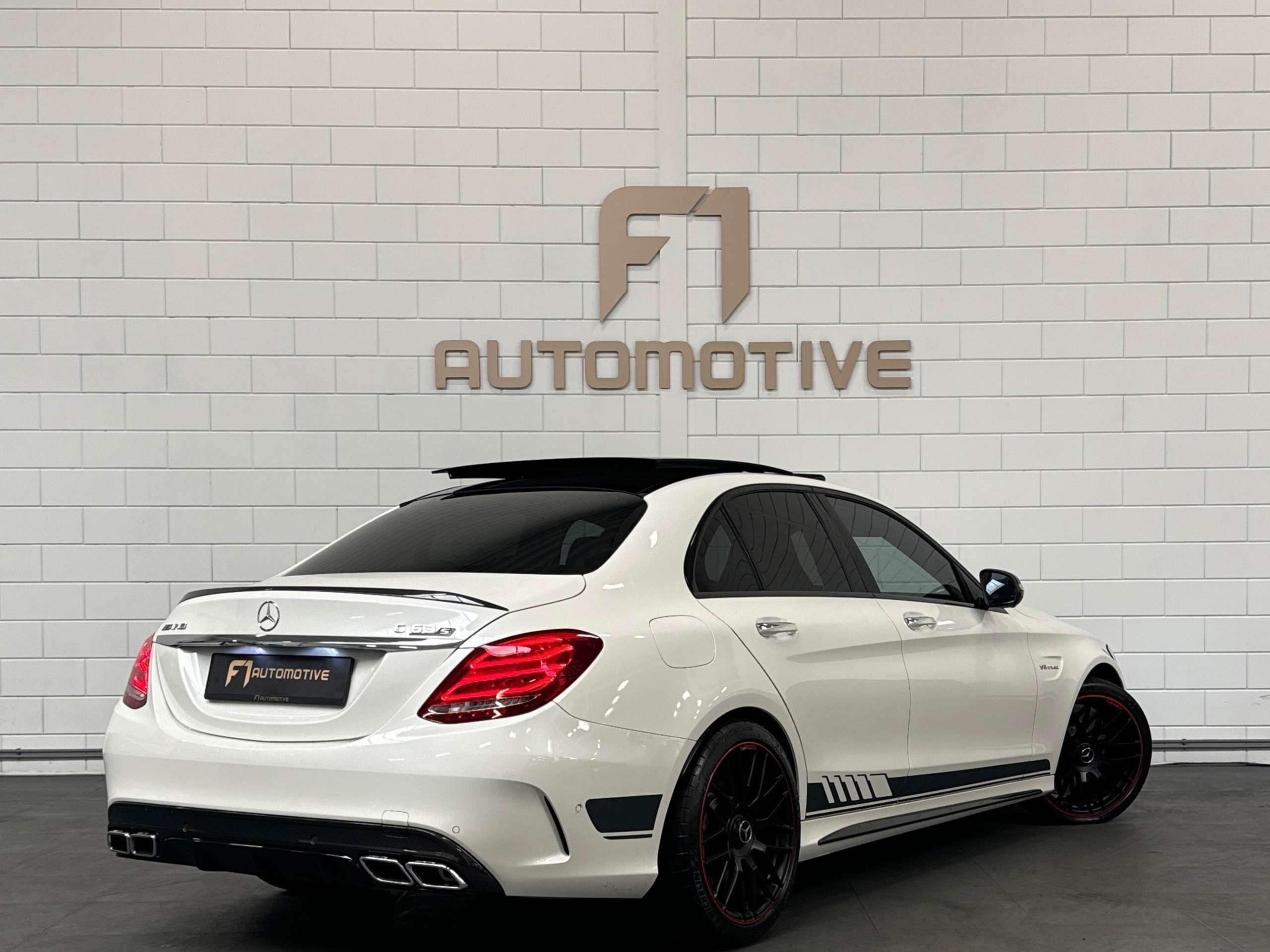 Mercedes-Benz - C 63 AMG