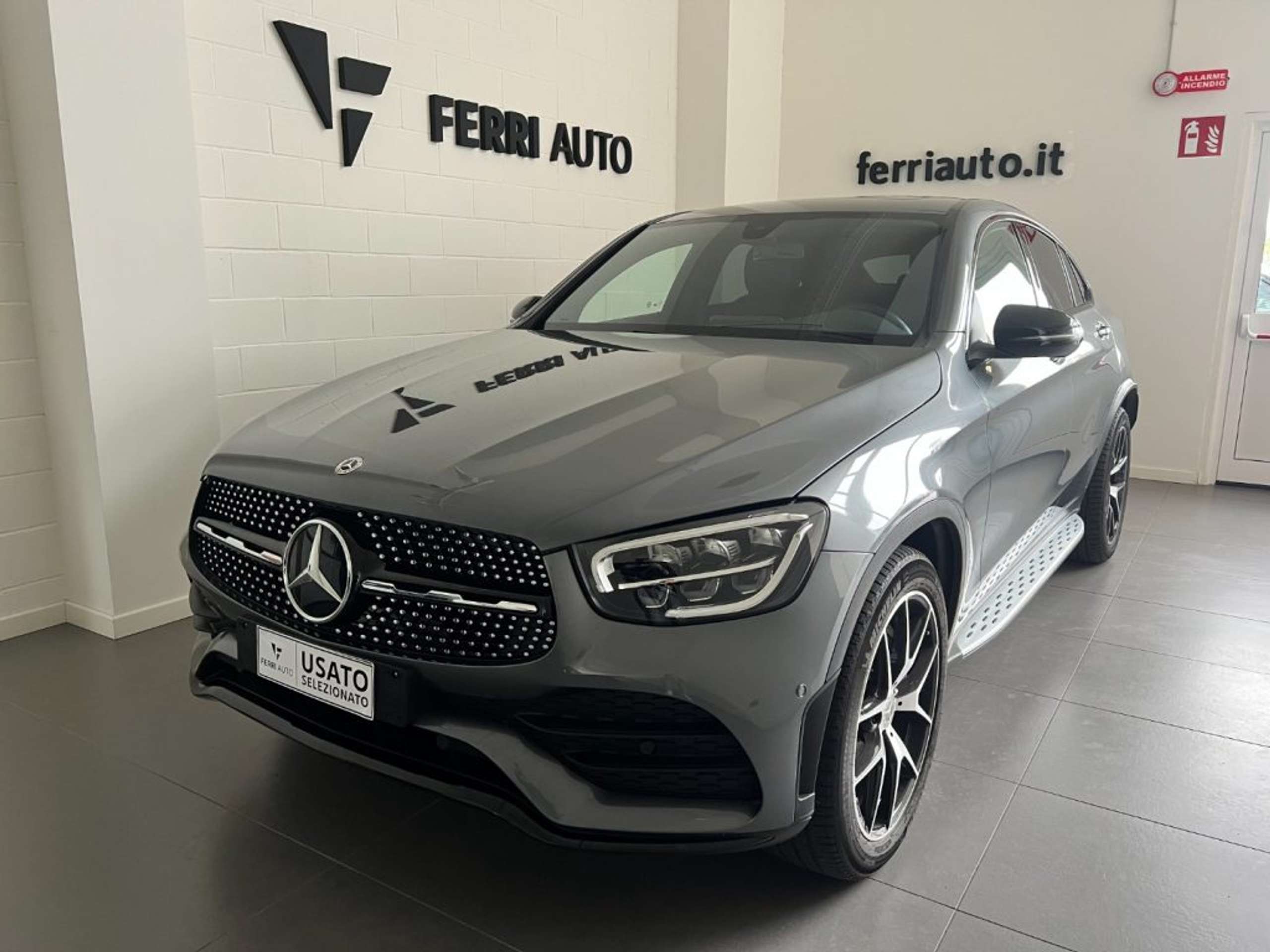 Mercedes-Benz - GLC 220