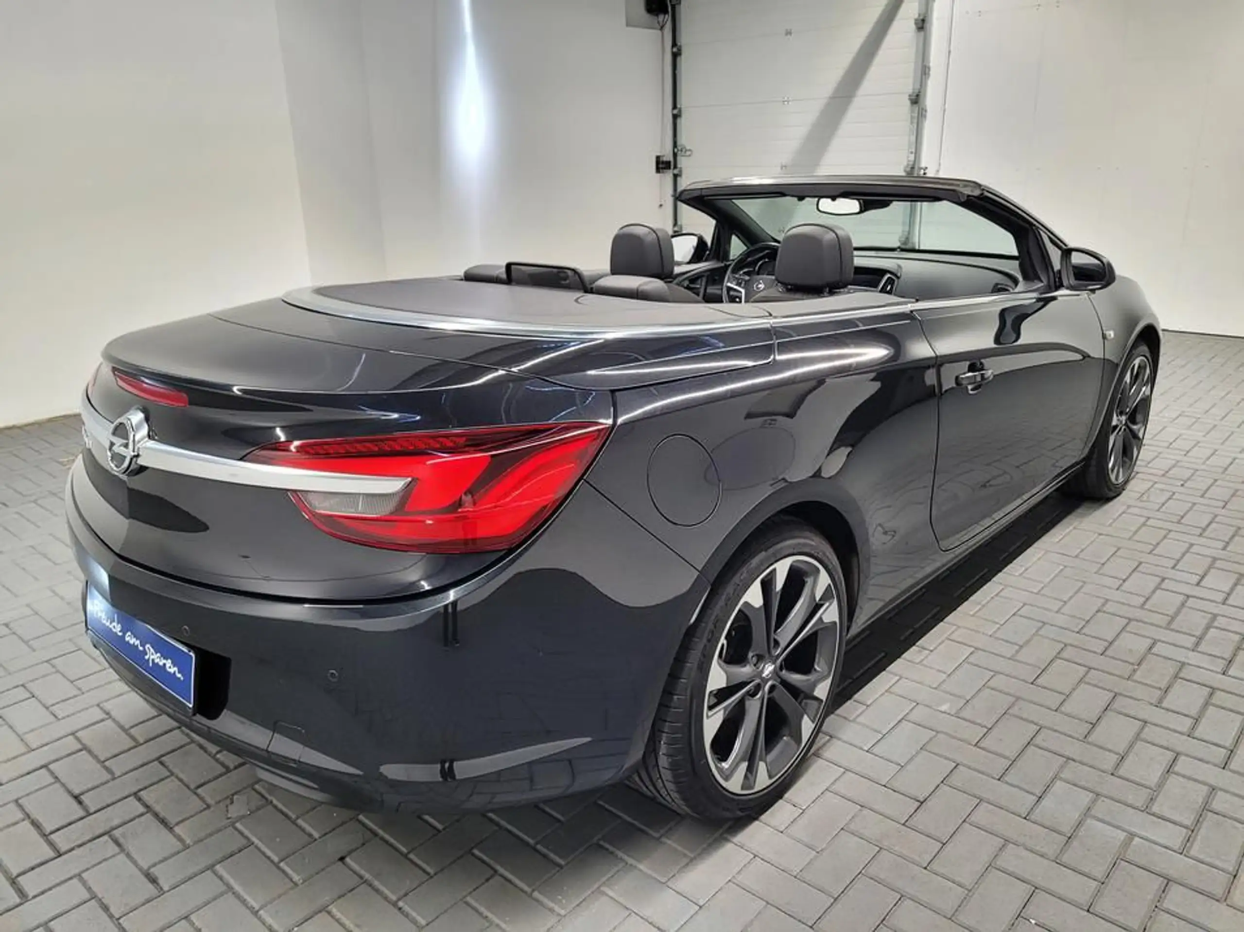 Opel - Cascada