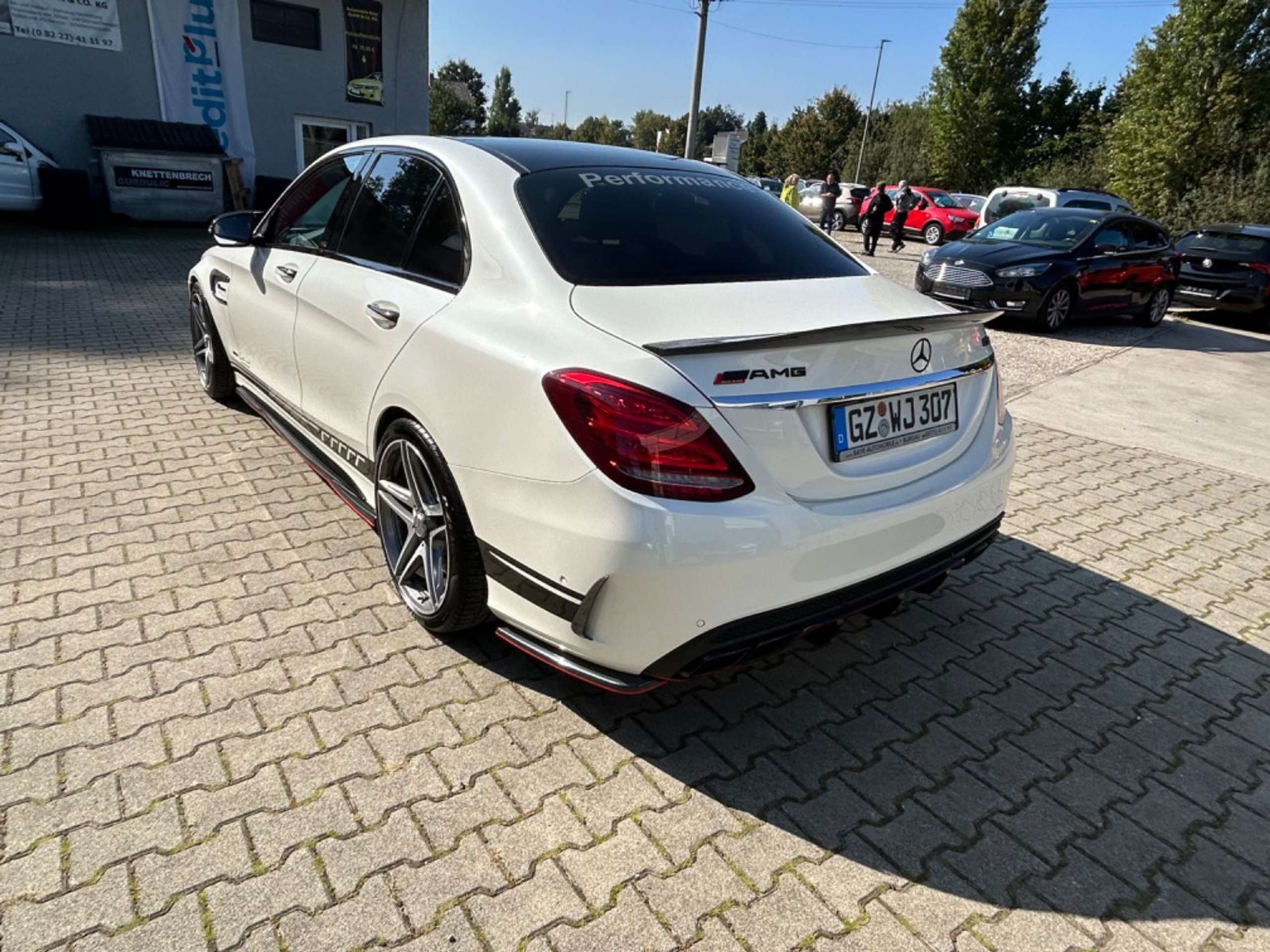 Mercedes-Benz - C 63 AMG