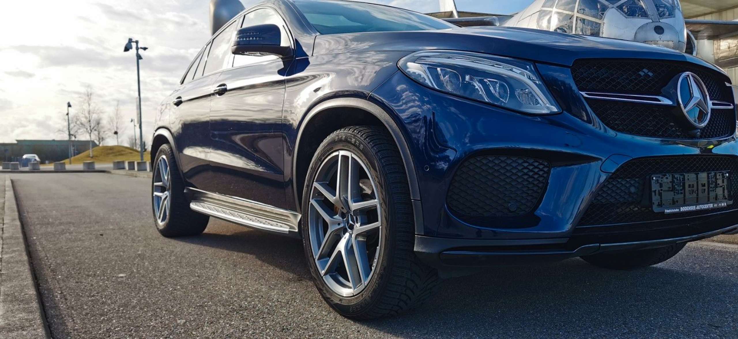 Mercedes-Benz - GLE 350