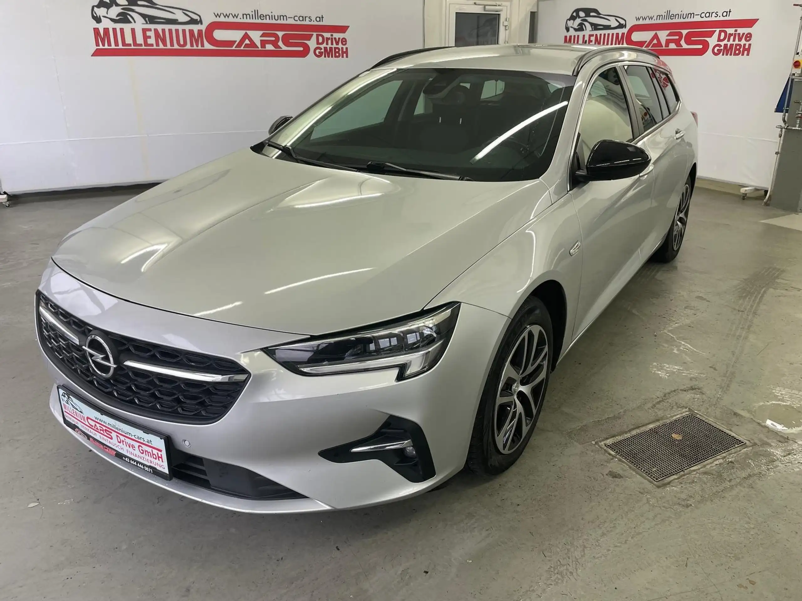 Opel - Insignia